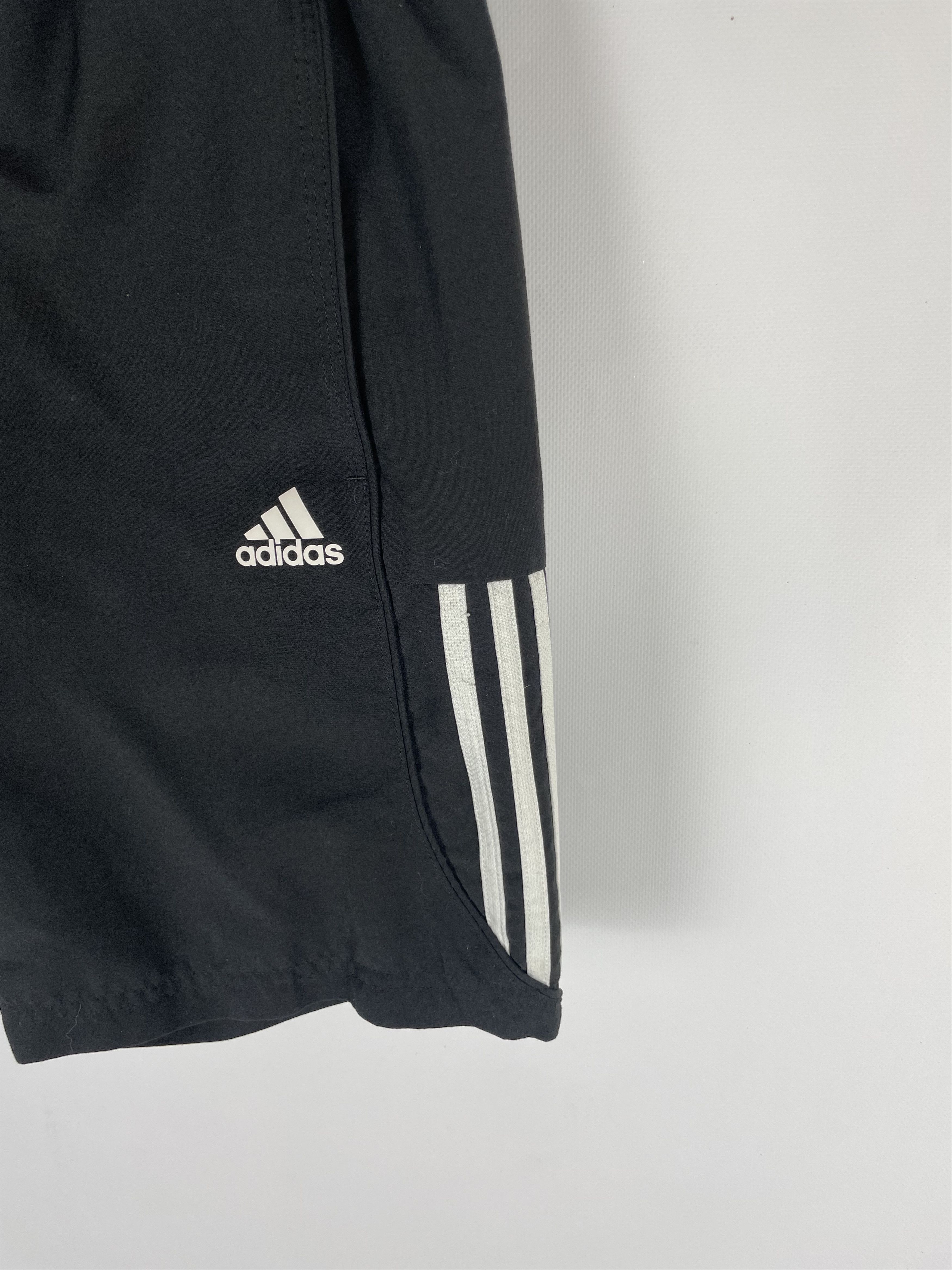Adidas Vintage Adidas Shorts Y2k Size US 32 / EU 48 - 3 Thumbnail
