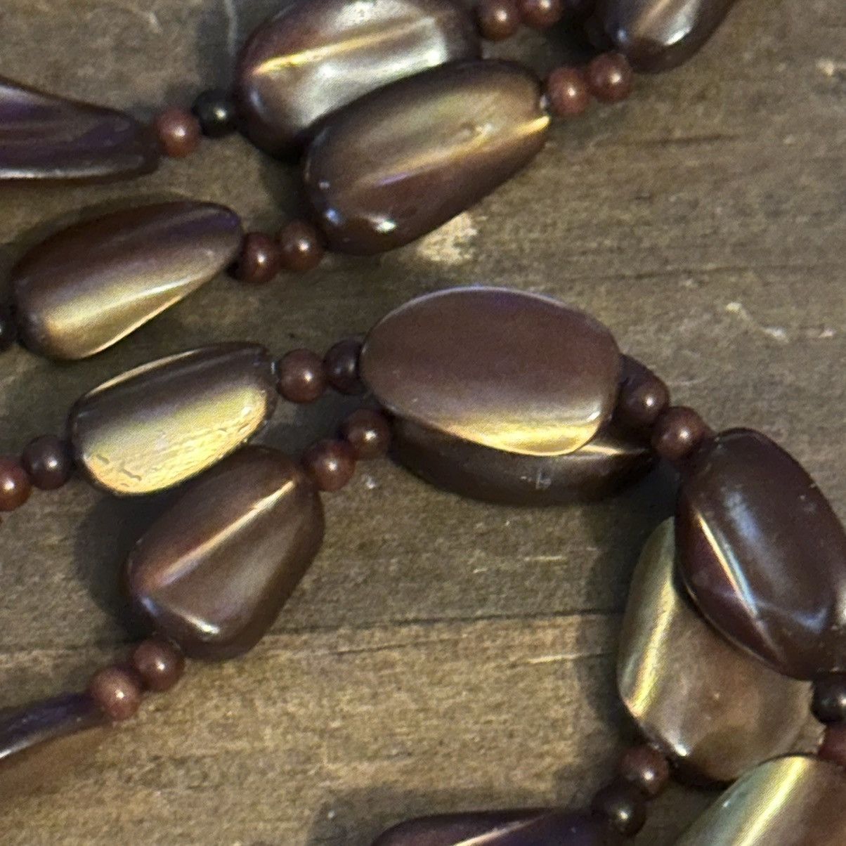 Vintage Vintage long coppery polished shell necklace Size ONE SIZE - 4 Thumbnail