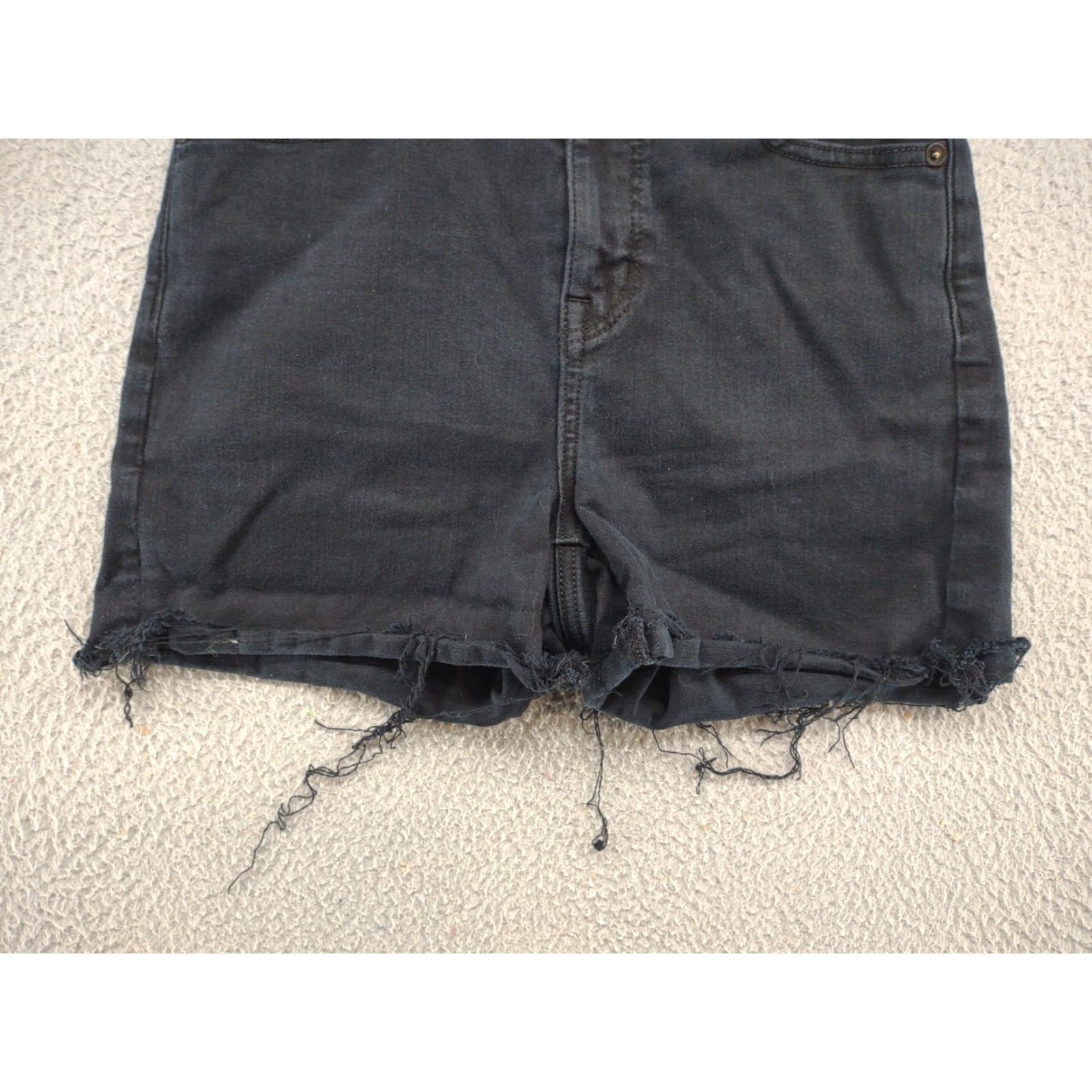 American Eagle Outfitters American Eagle Black Wash Curvy High Rise Shortie Next Level Stretch SZ 2 Women Shorts XS? Size 26" / US 2 / IT 38 - 2 Thumbnail