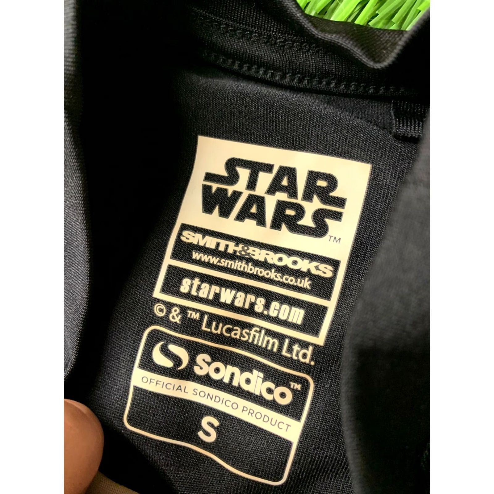 Vintage SONDICO STAR WARS DARTH VADER TRAINING MENS SHIRT JERSEY T-SHIRT ORIGINAL SIZE S Size US S / EU 44-46 / 1 - 7 Thumbnail