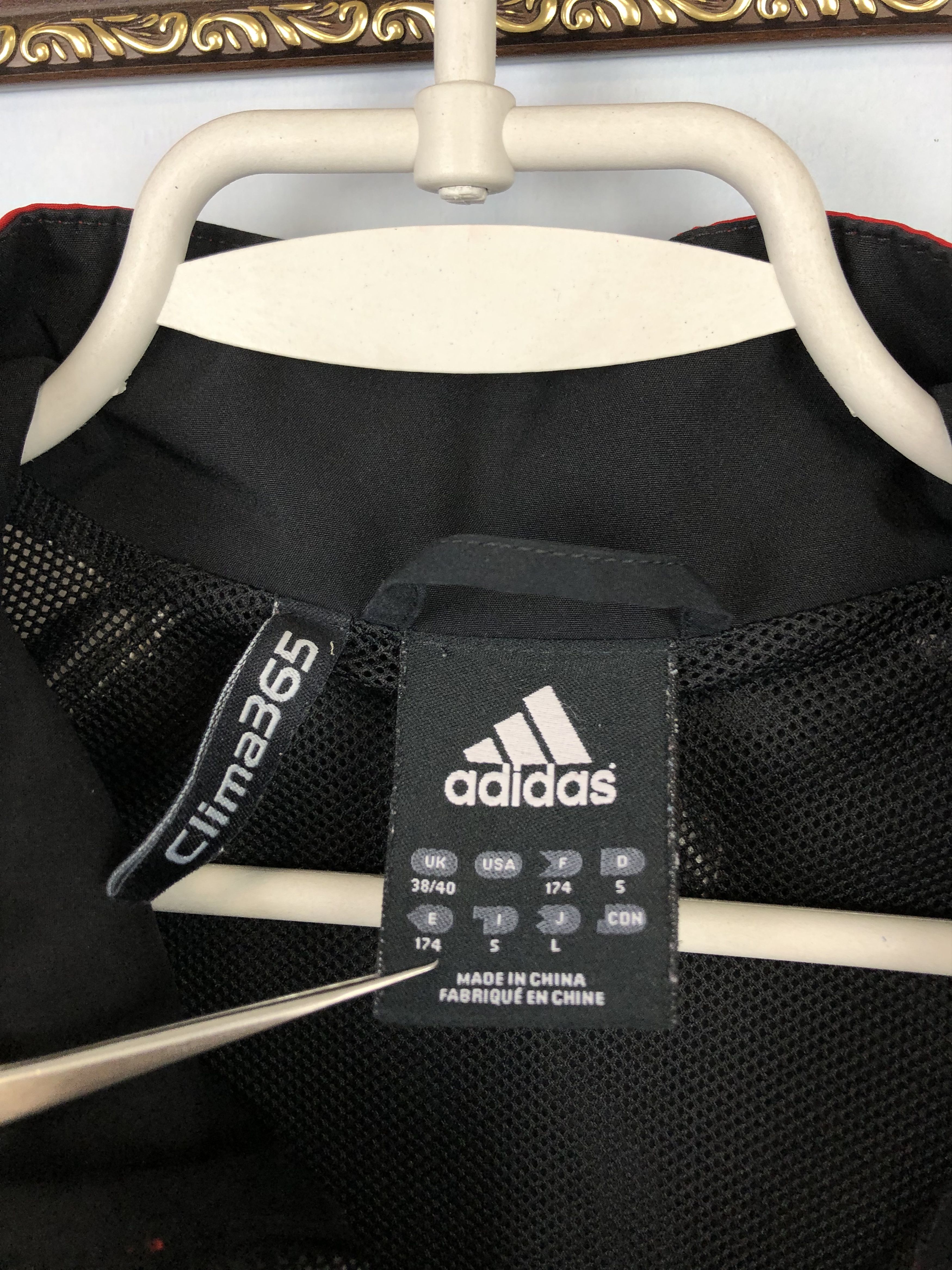 Adidas Vintage Adidas Liverpool Football Jacket Soccer Track Top Size US M / EU 48-50 / 2 - 9 Thumbnail