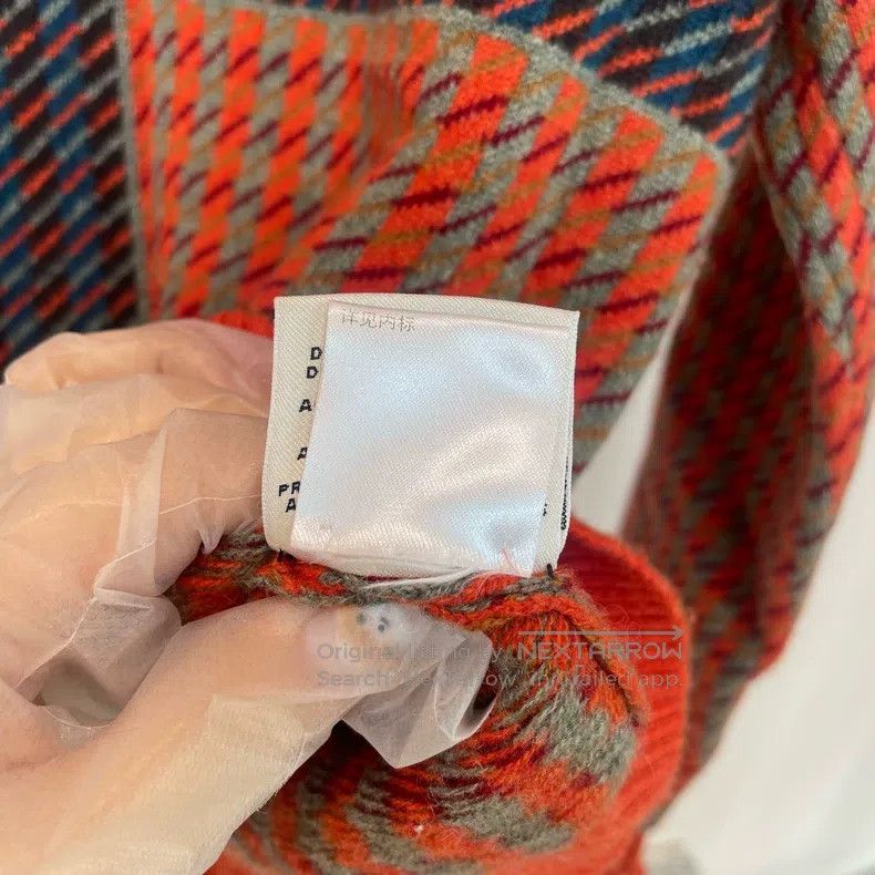 Hermes Hermes Houndstooth Cashmere Crewneck Sweater - Orange Brow Size XXS / US 00 / IT 34 - 9 Thumbnail