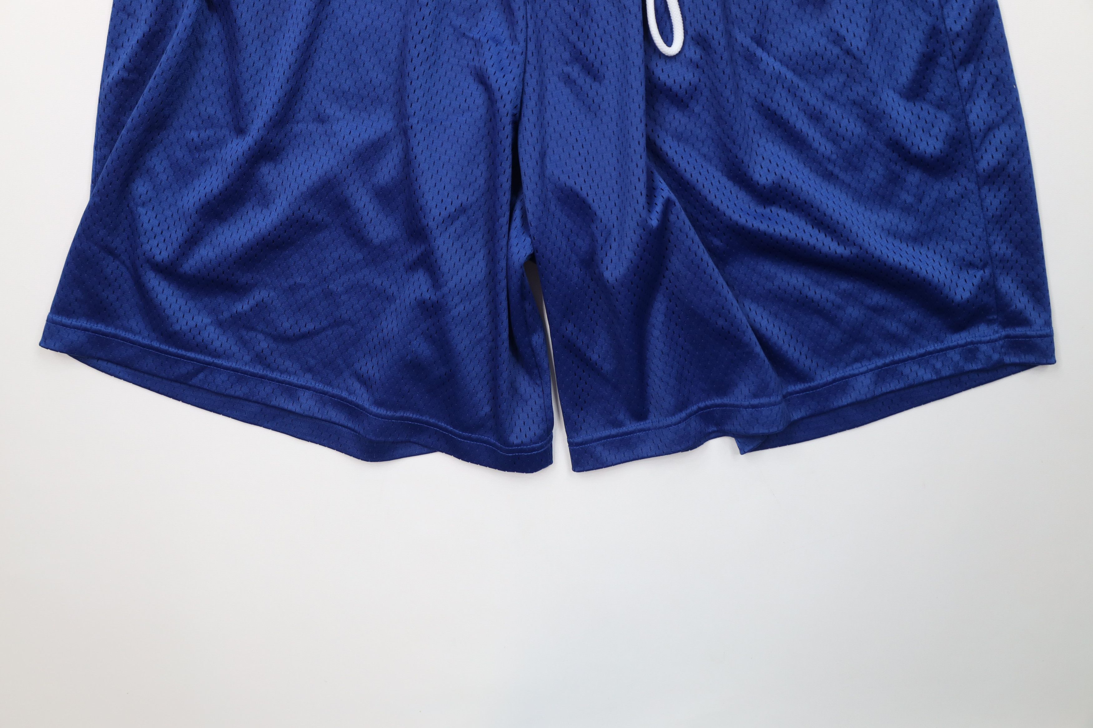 Champion Vintage Y2K Champion Logo Above Knee Mesh Shorts Royal Blue Size 38" / US 16 / IT 52 - 4 Thumbnail