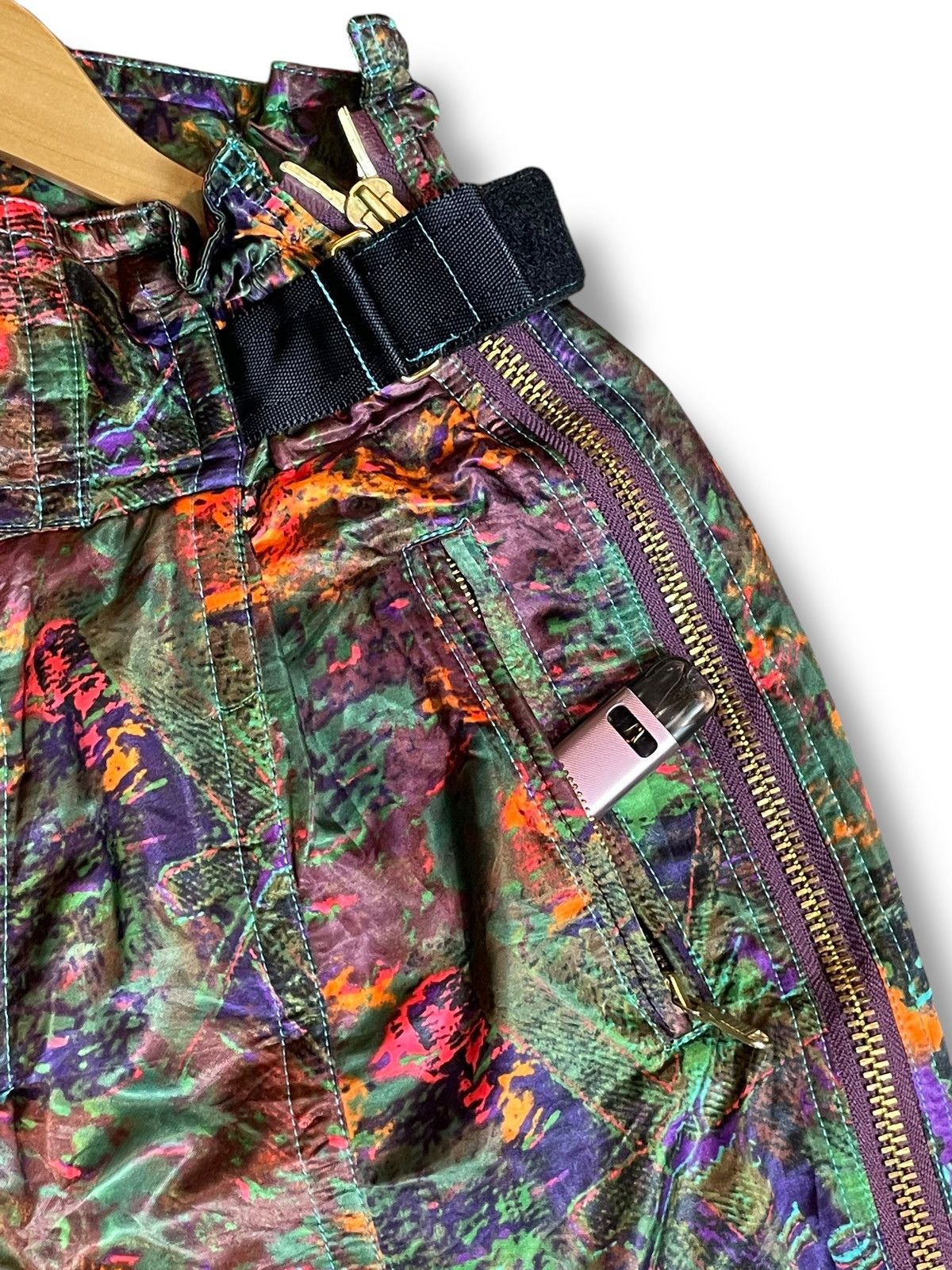 Ellesse × Vintage Vintage 90’s Ellesse + Chilout Bib Ski Pants (26) Size US 32 / EU 48 - 9 Thumbnail