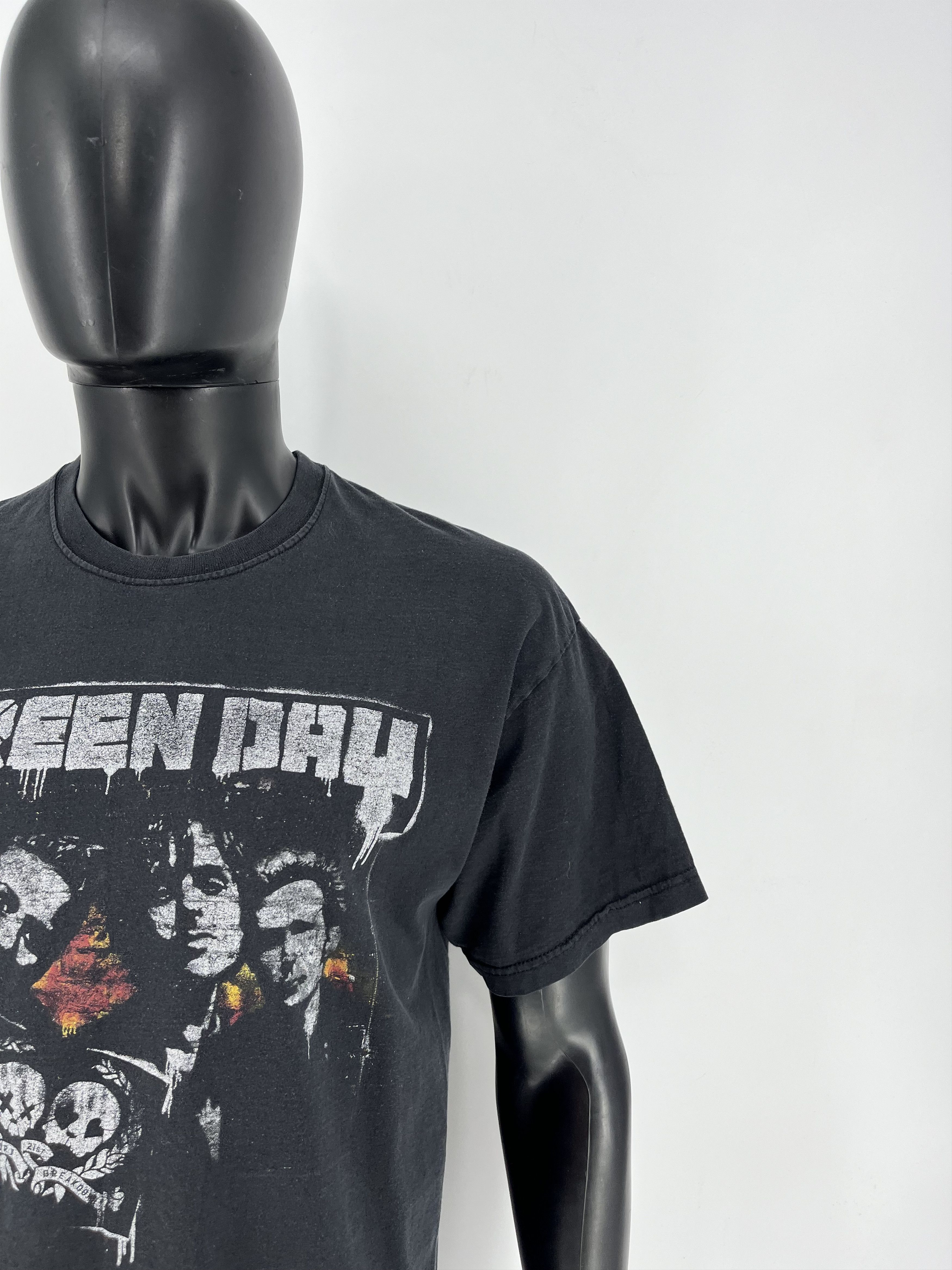 Band Tees × Vintage Vintage Y2K Green Day American Idiot Tour Band Tee Size US XL / EU 56 / 4 - 7 Thumbnail