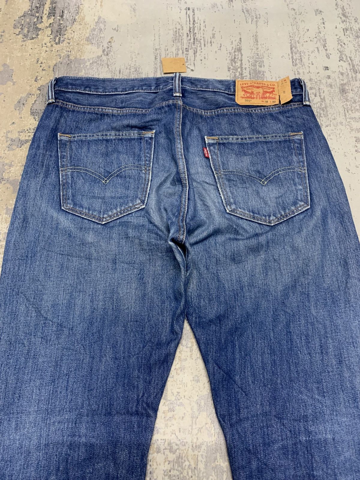 Levi's Vintage Levi's 501 Blue Wash Jeans Size US 35 - 7 Thumbnail