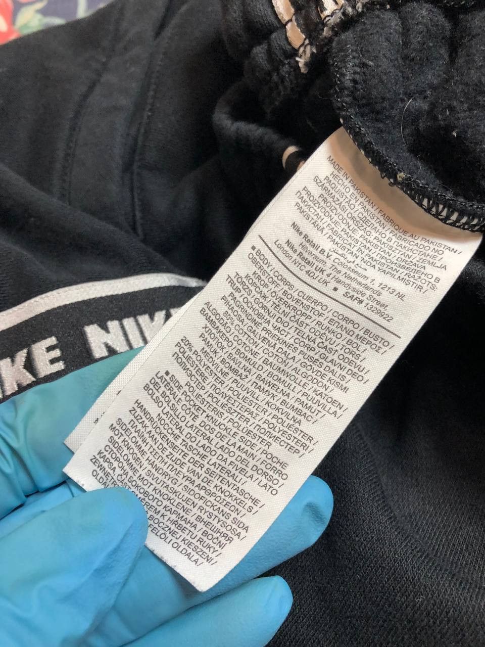 Nike Vintage Nike Y2K Logo Sweatpants Size S Size US 30 / EU 46 - 3 Thumbnail