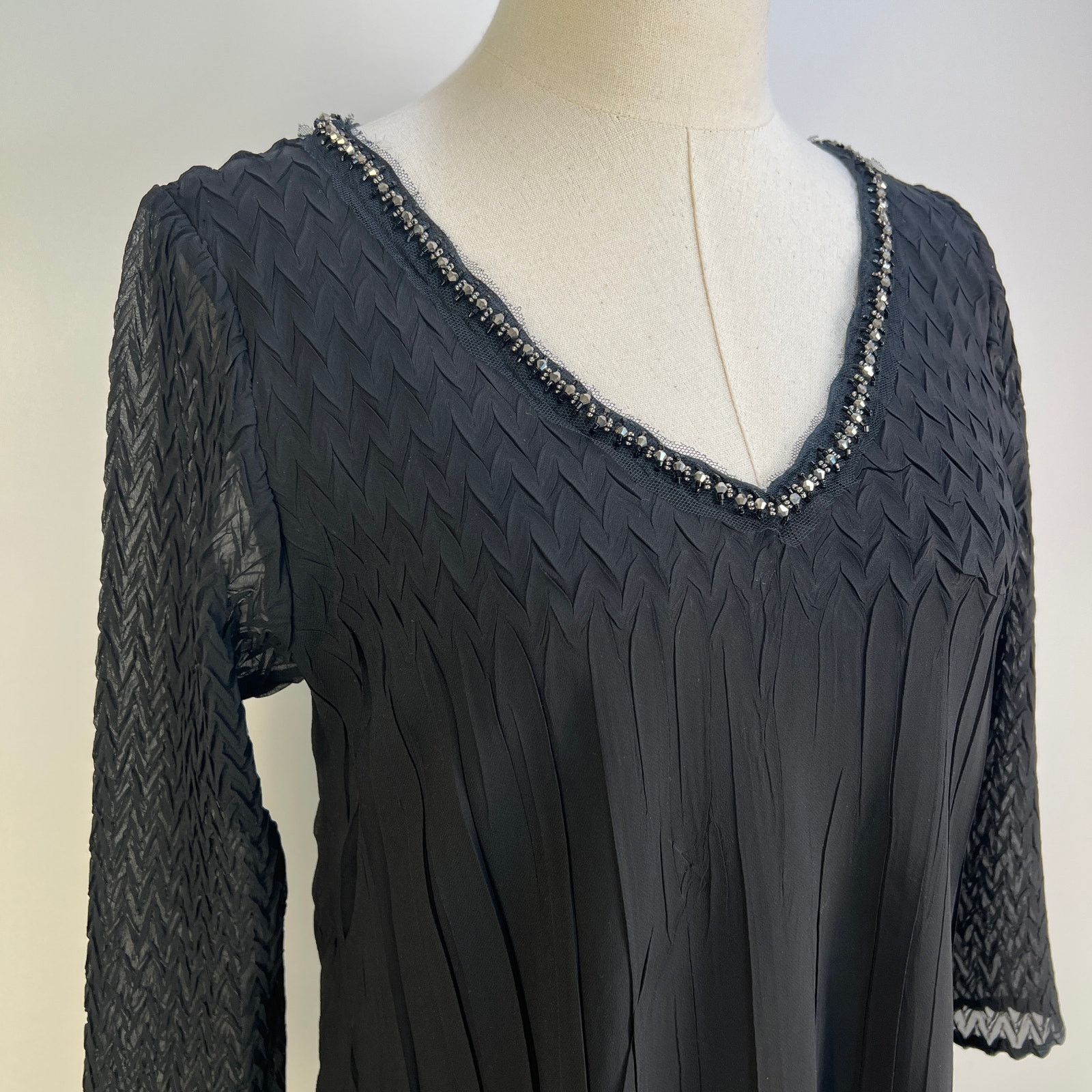 Other Komarov Tiered V-Neck Midi Dress Black Size M / US 6-8 / IT 42-44 - 4 Thumbnail