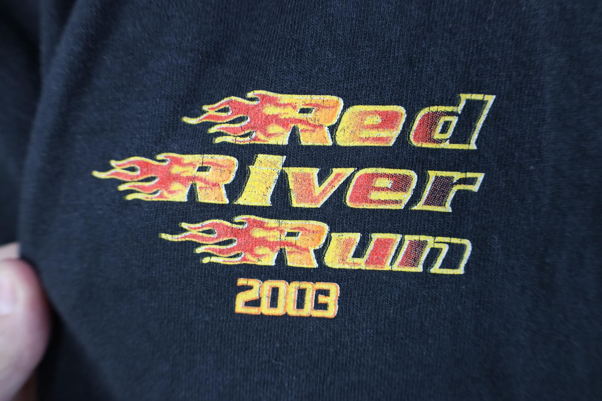 Vintage Vintage Y2K 2003 Red River Run Eagle Wolf Motorcycle T-Shirt Size US L / EU 52-54 / 3 - 4 Thumbnail