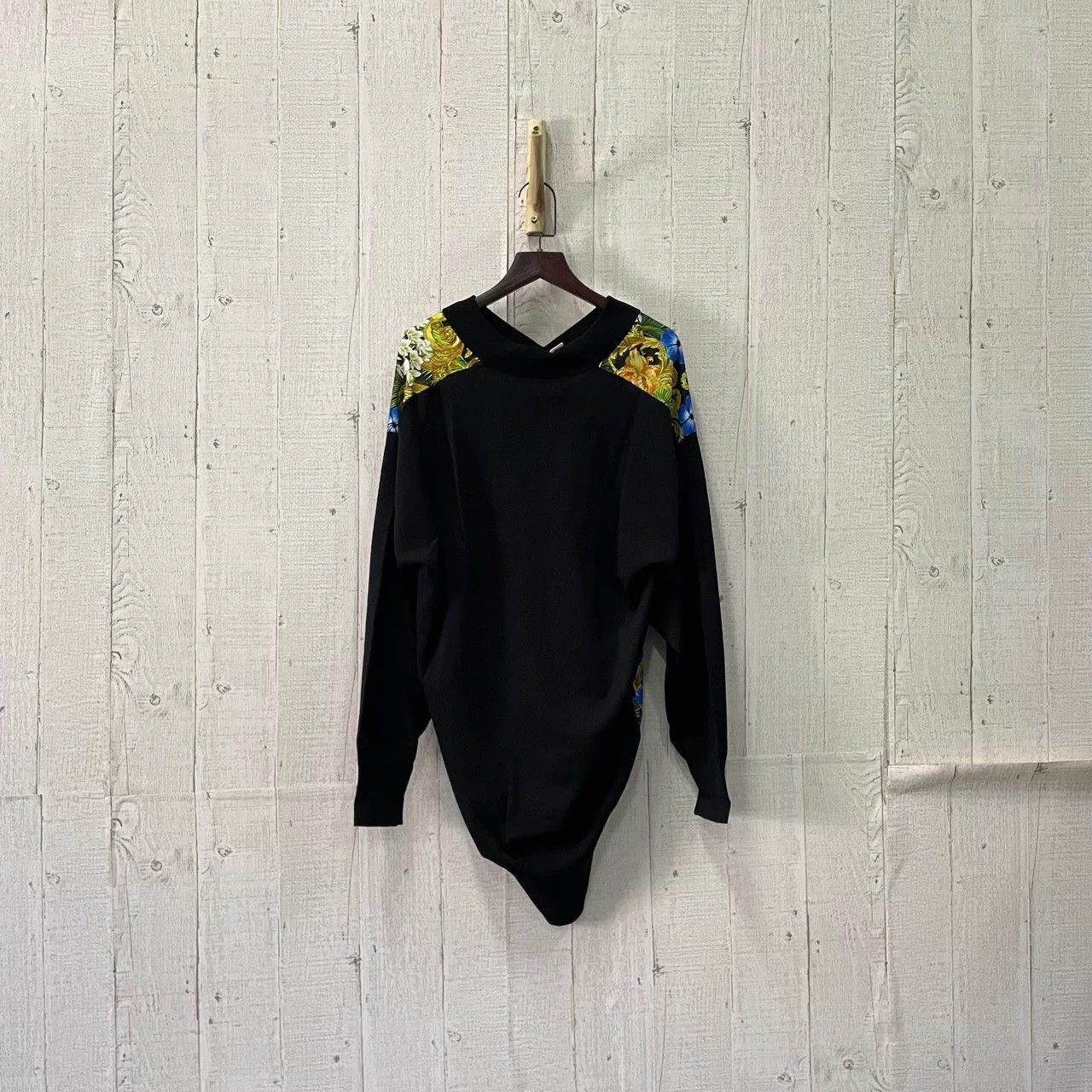 Versace VERSACE floral knit sweater XS S M BNWT Size US M / EU 48-50 / 2 - 2 Thumbnail