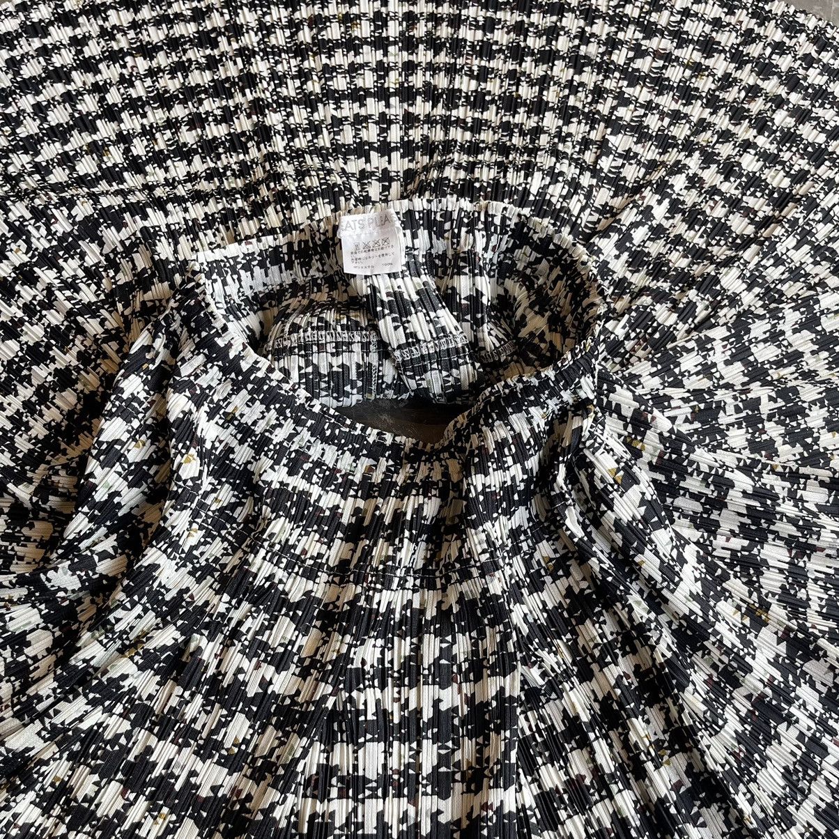 Homme Plisse Issey Miyake × Pleats Please Issey Miyake Pleats Please houthtooth pattern skirt Size 26" / US 2 / IT 38 - 6 Thumbnail