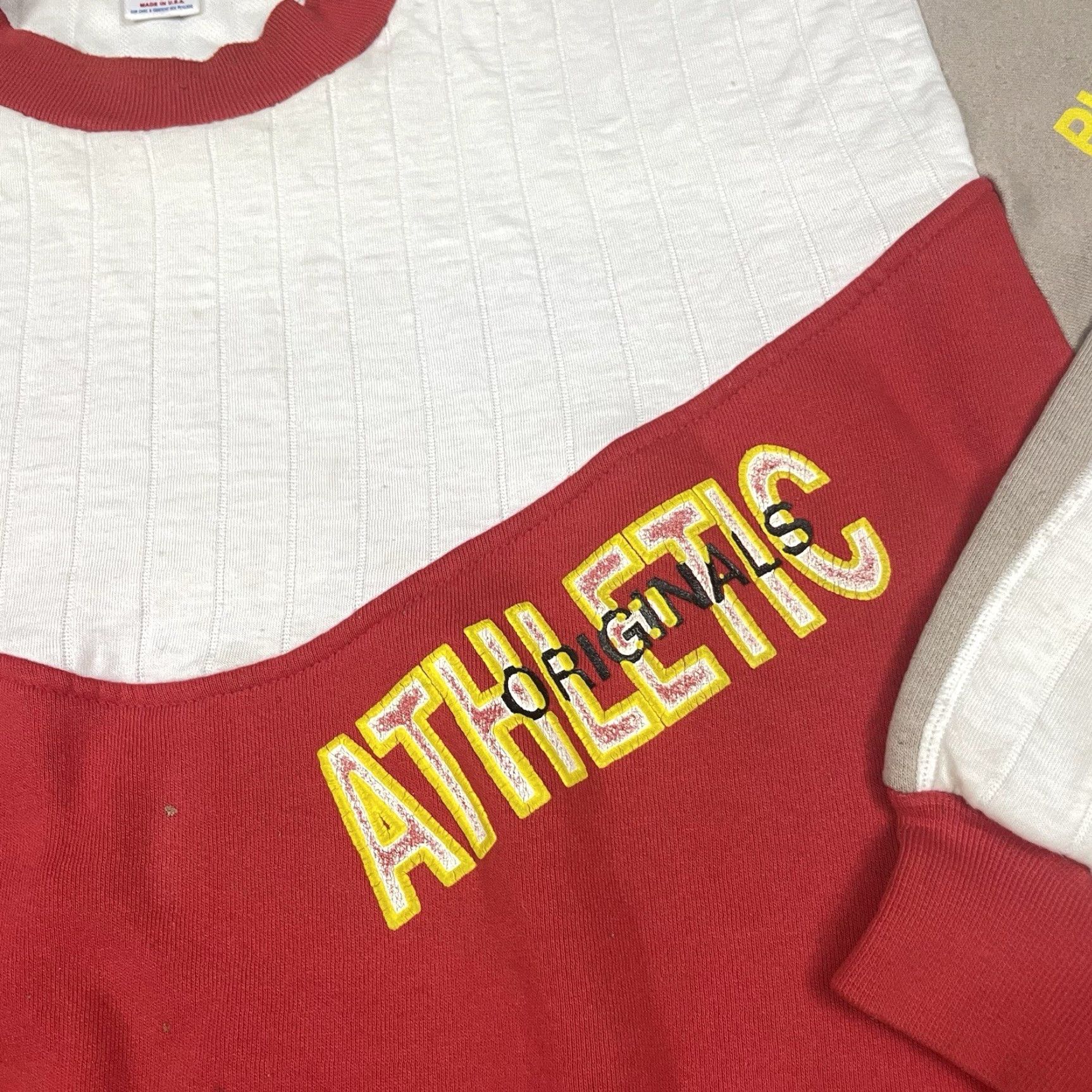 Russell Athletic VINTAGE Russell Athletic Sweatshirt Adult XL Red Classic Crewneck 80s USA Rare Size US XL / EU 56 / 4 - 3 Thumbnail