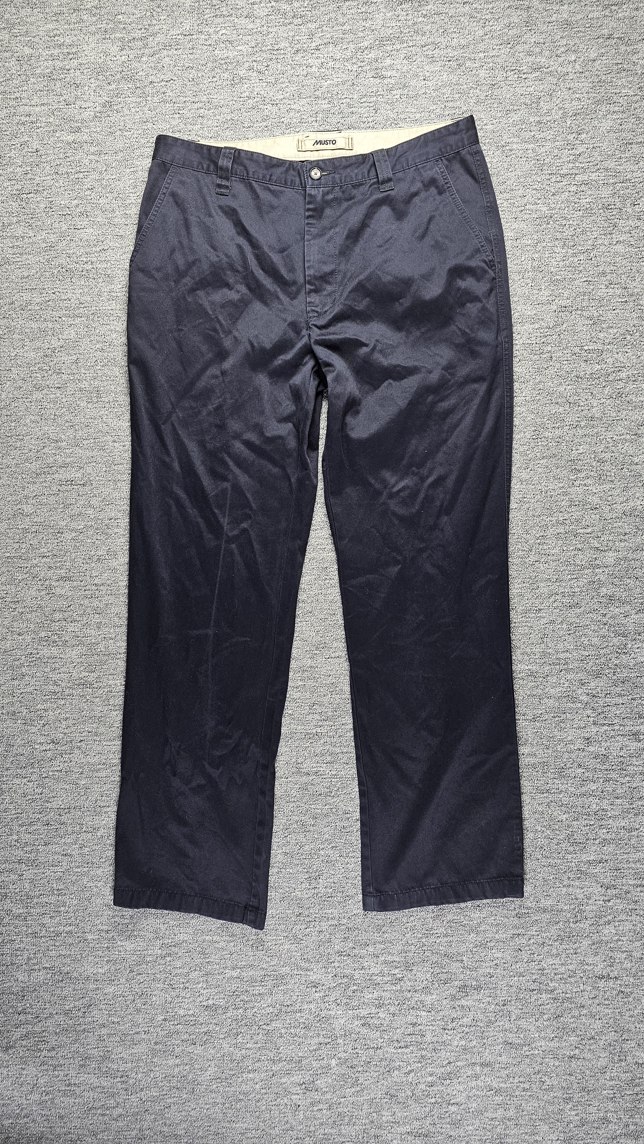 Musto Musto Navy Straight Leg Chino Trousers Sailing Outdoor 36L Size US 36 / EU 52 - 1 Thumbnail