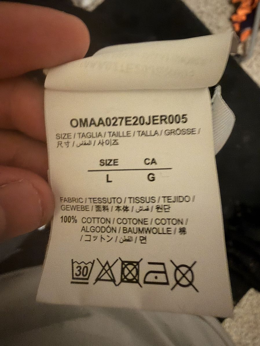 Off-White Off white painted arrow t shirt Size US L / EU 52-54 / 3 - 5 Thumbnail