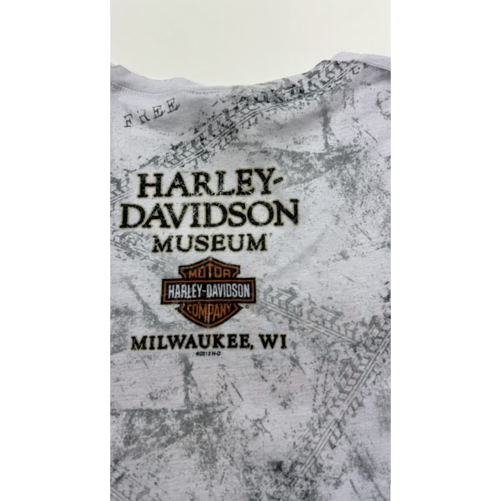 Harley Davidson VINTAGE Harley-Davidson Museum Shirt Womens XL Gray Graphic Motors Milwaukee 2013 Mens Womens Size XL / US 12-14 / IT 48-50 - 6 Thumbnail