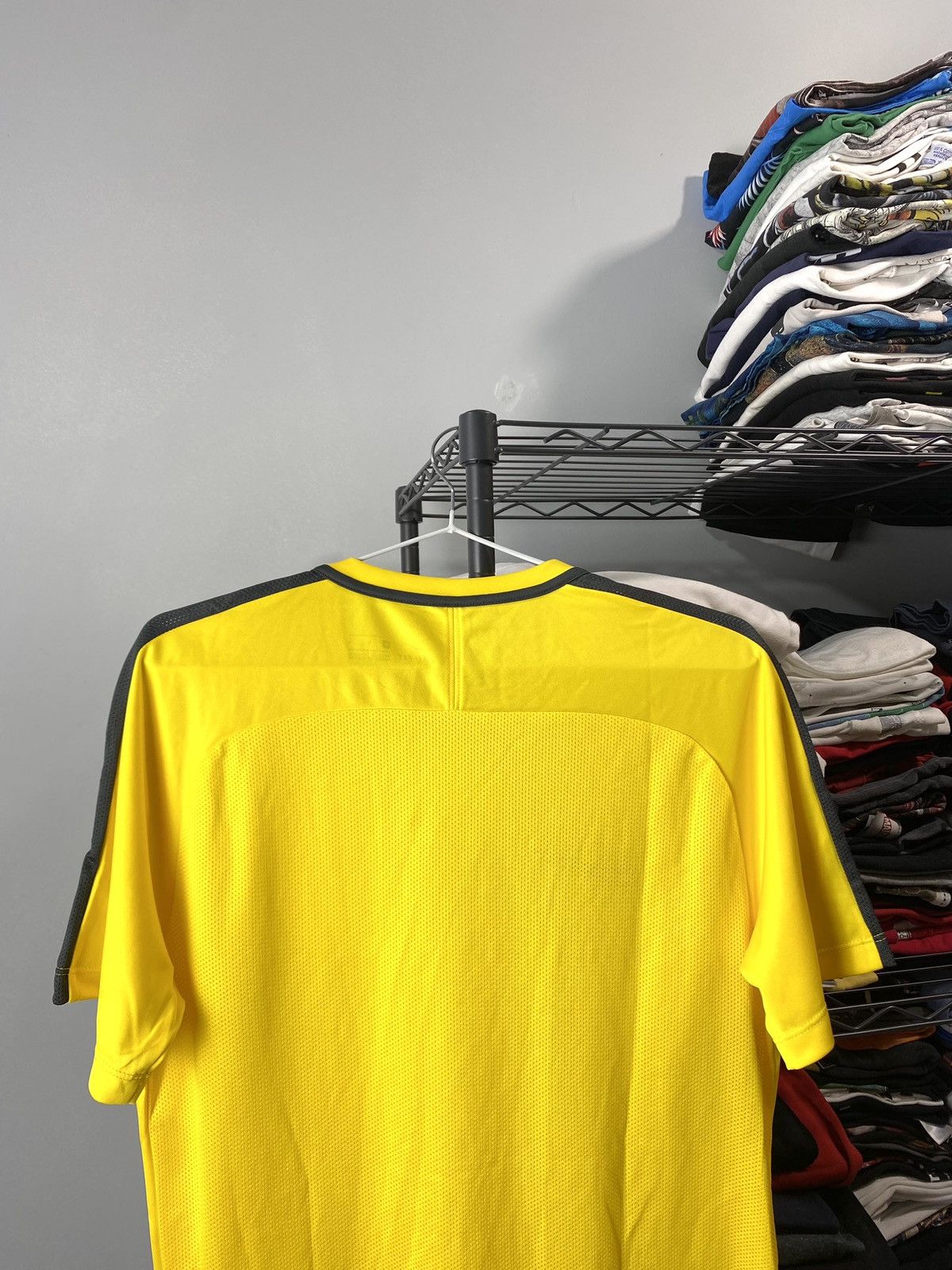 Nike Nike x EA Sports Soccer Jersey T Shirt Game Cyber Size US M / EU 48-50 / 2 - 6 Thumbnail
