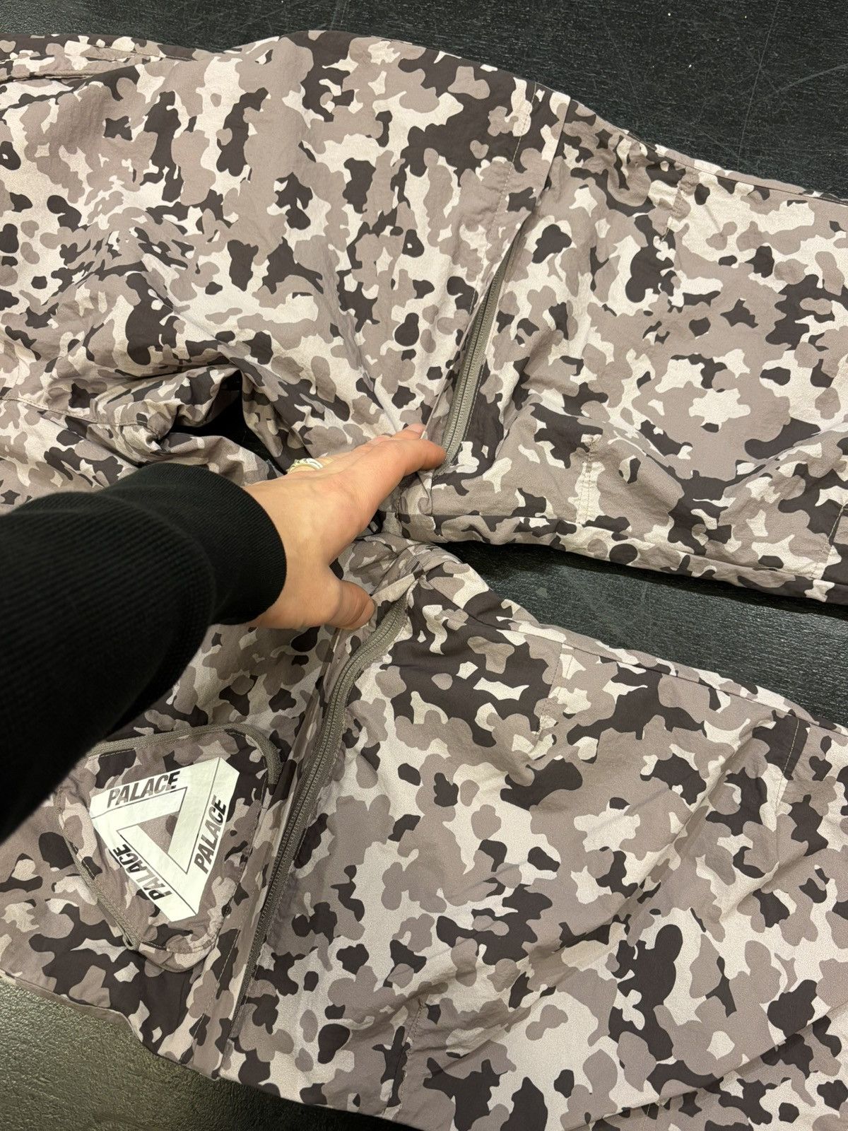 Palace Palace Zip Off Bottoms - Urban Camo Size US 34 / EU 50 - 6 Thumbnail
