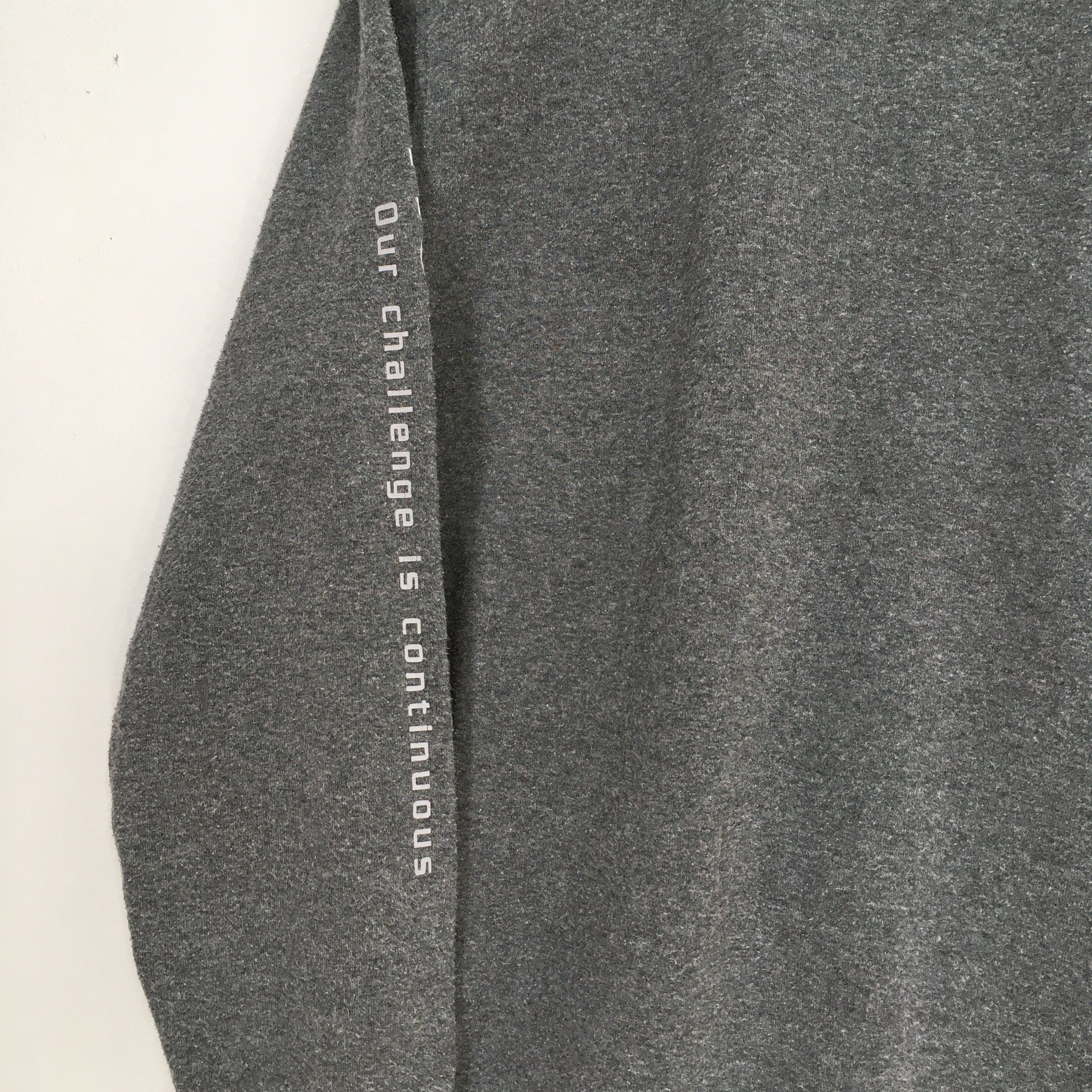 New Balance New Balance Sweater Gray Vintage Size US L / EU 52-54 / 3 - 9 Thumbnail