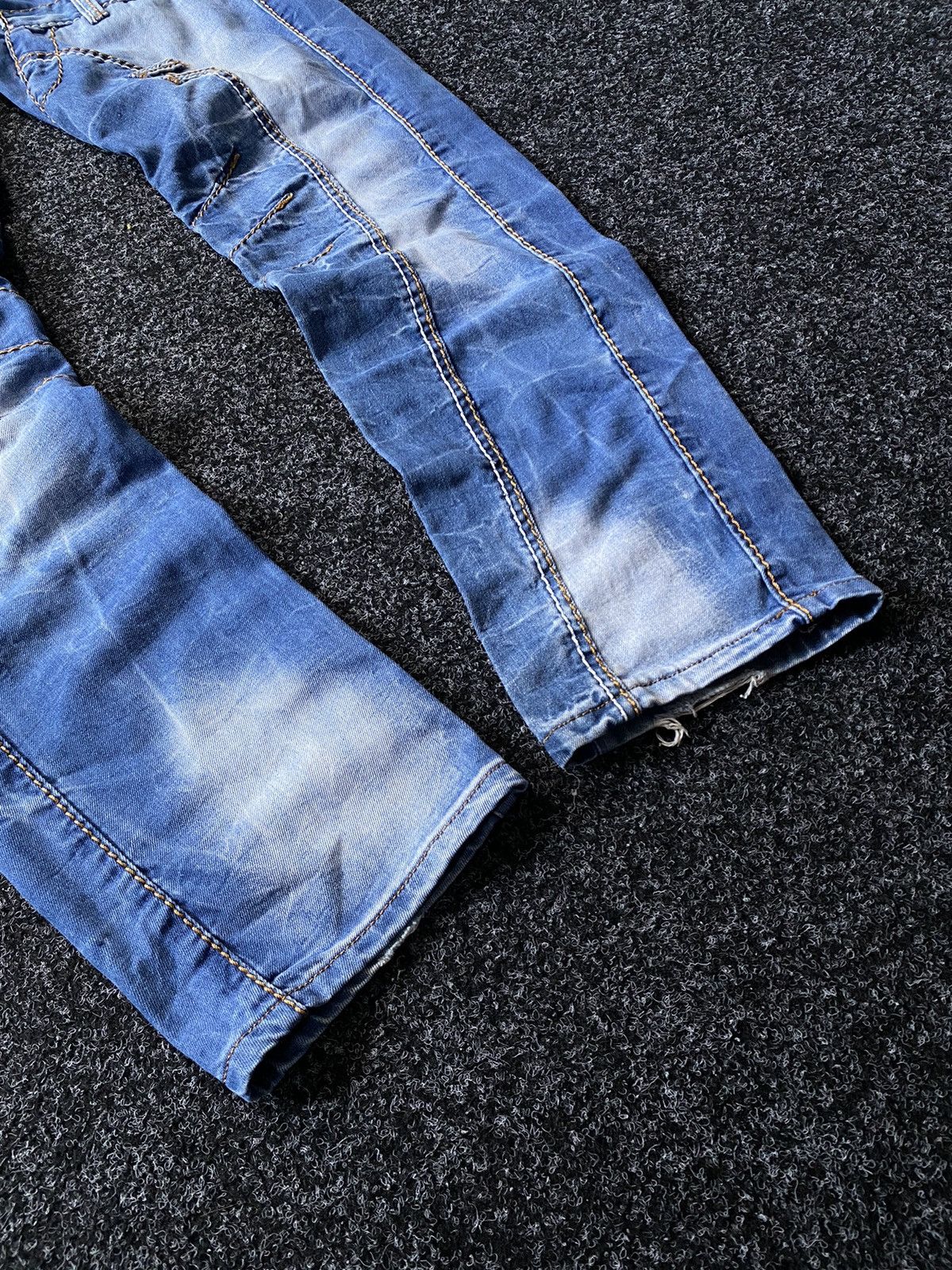Japanese Brand × Rock Revival Y2K Kosmo Lupo Denim Jeans Blue Multipockets Rare Size 34 Size US 34 / EU 50 - 4 Thumbnail
