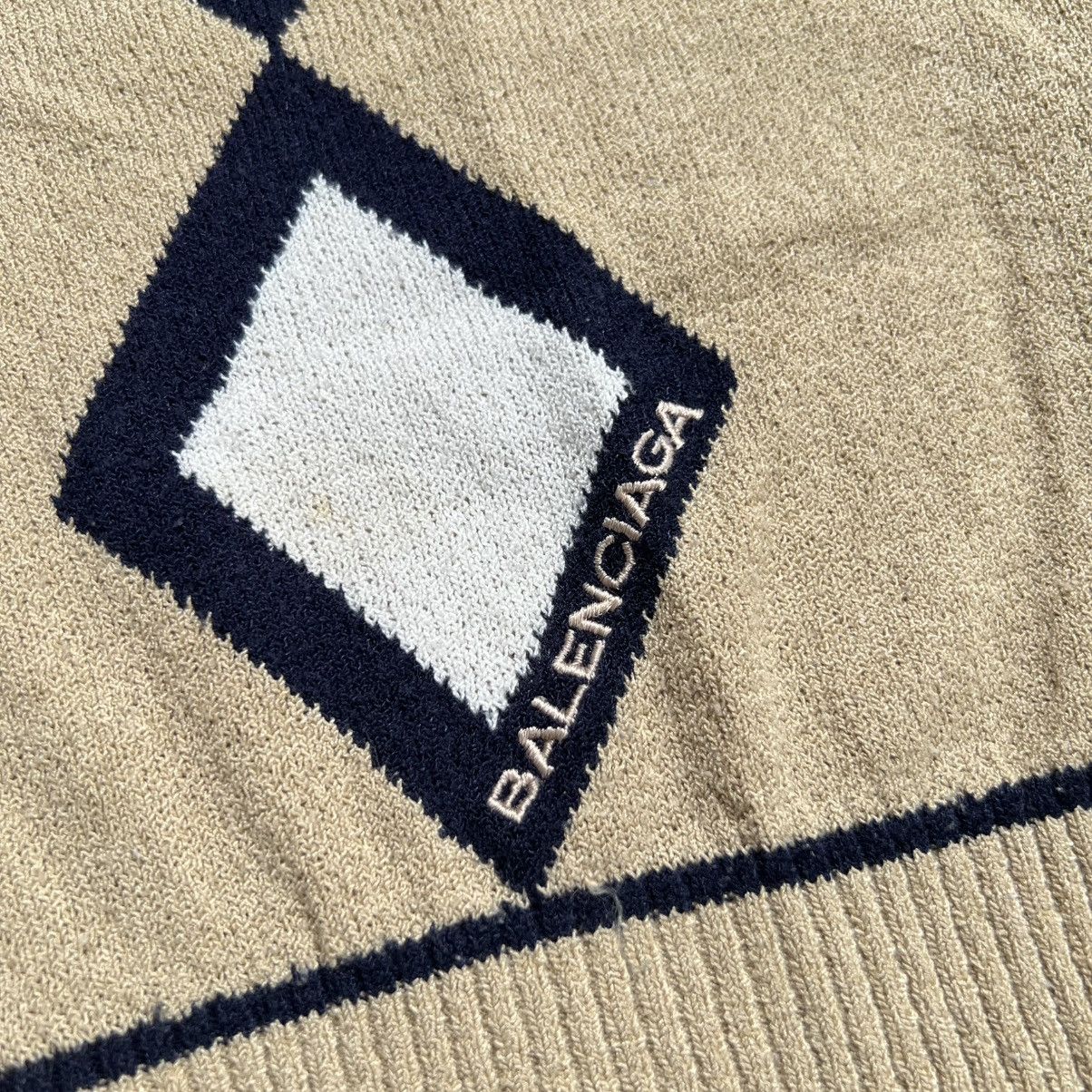 Balenciaga Vintage 90s Balenciaga Argyle Pattern Knit button Vest Size US M / EU 48-50 / 2 - 3 Thumbnail
