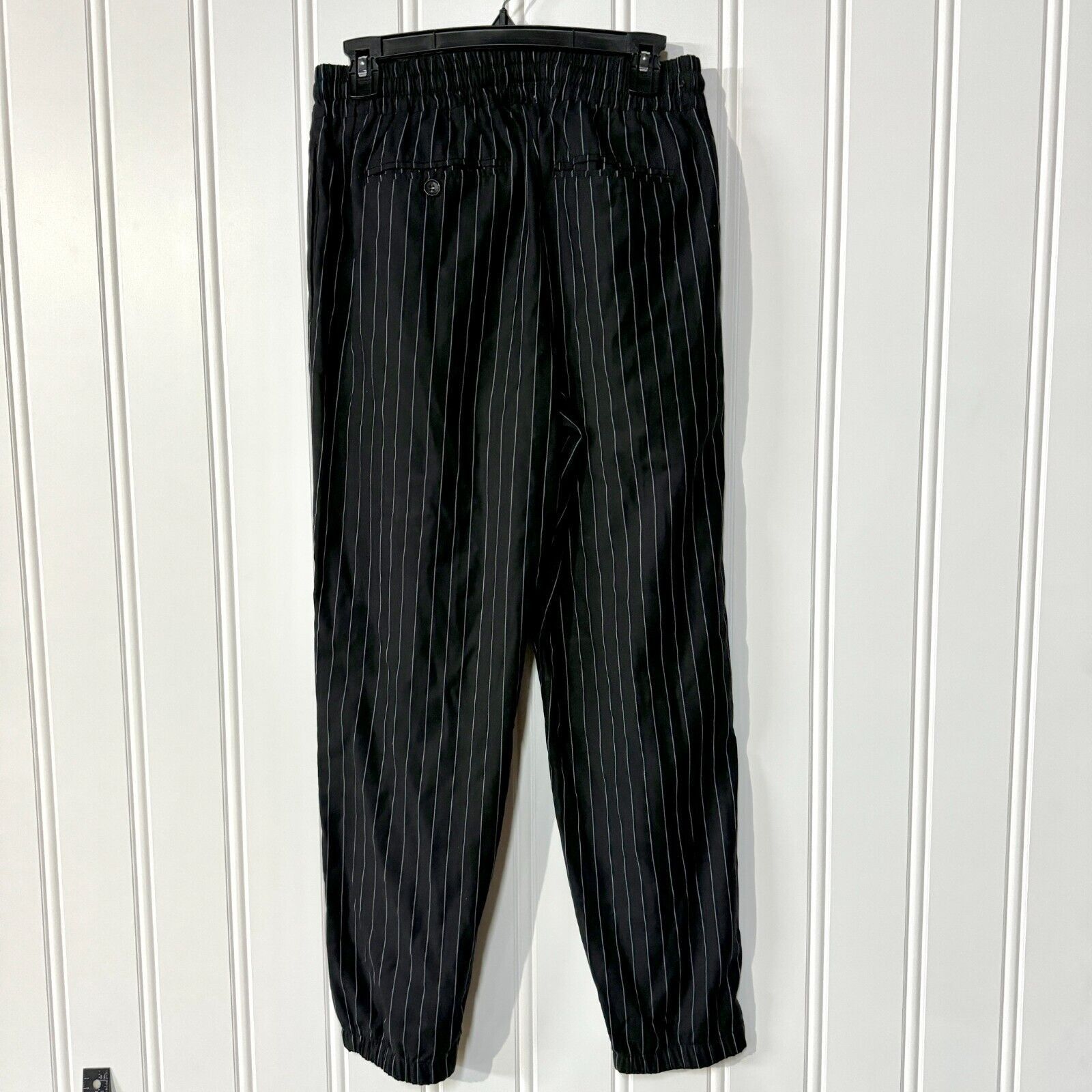Urban Outfitters Urban Outfitters Pants M Elastic Waist High Ankle Crop Black Size 28" / US 6 / IT 42 - 7 Thumbnail