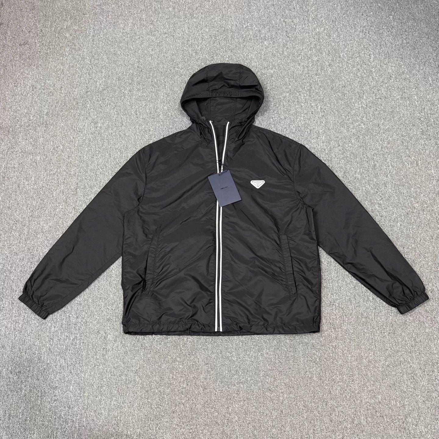 Prada Prada Recycled Nylon Unworn S Triangle Logo Jacket Size US S / EU 44-46 / 1 - 1 Thumbnail