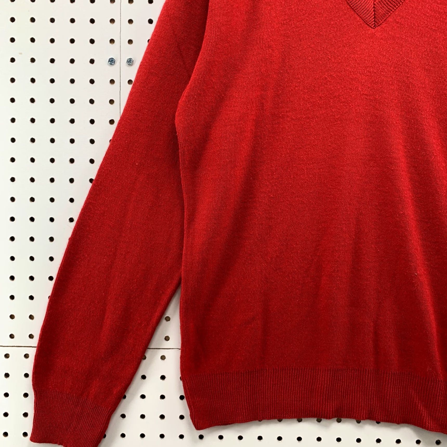 Jantzen VINTAGE Jantzen Sweater Knit V-Neck Red Mens Large 21.5x27 Acrylic USA Made Pullover Size US L / EU 52-54 / 3 - 3 Thumbnail