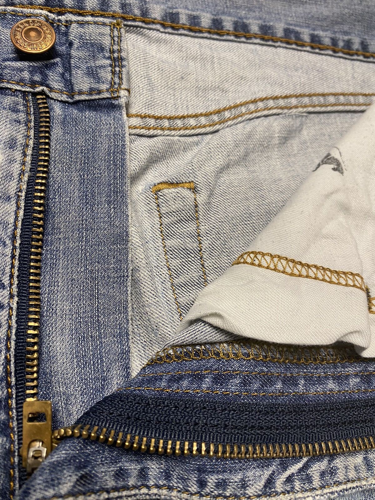 Levi's Light blue Levi’s distressed jean 505 Size US 34 / EU 50 - 15 Thumbnail