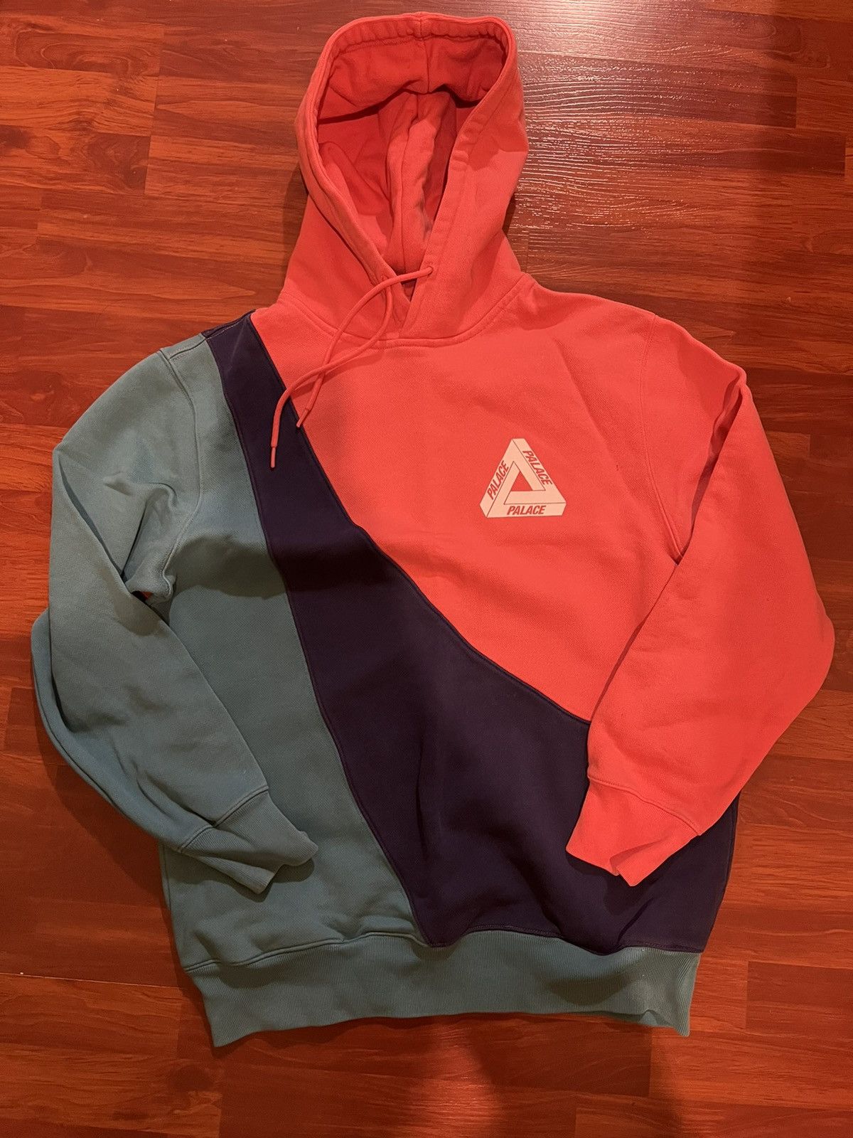 Palace best sale sweeper hoodie