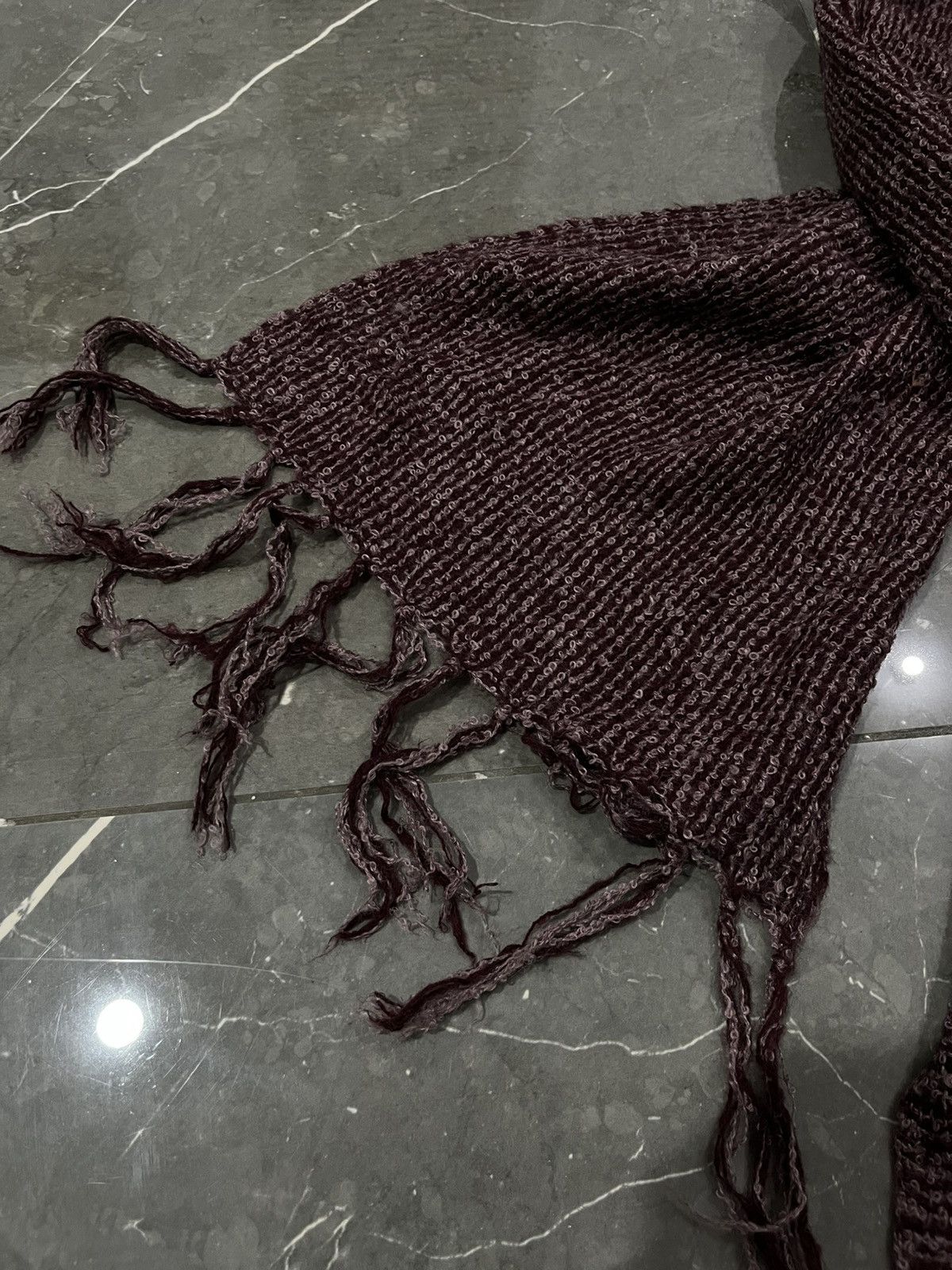 Share Spirit Homme DARK PURPLE KNIT SCRAFT VKEI BUCK TICK STYLED Size ONE SIZE - 2 Thumbnail