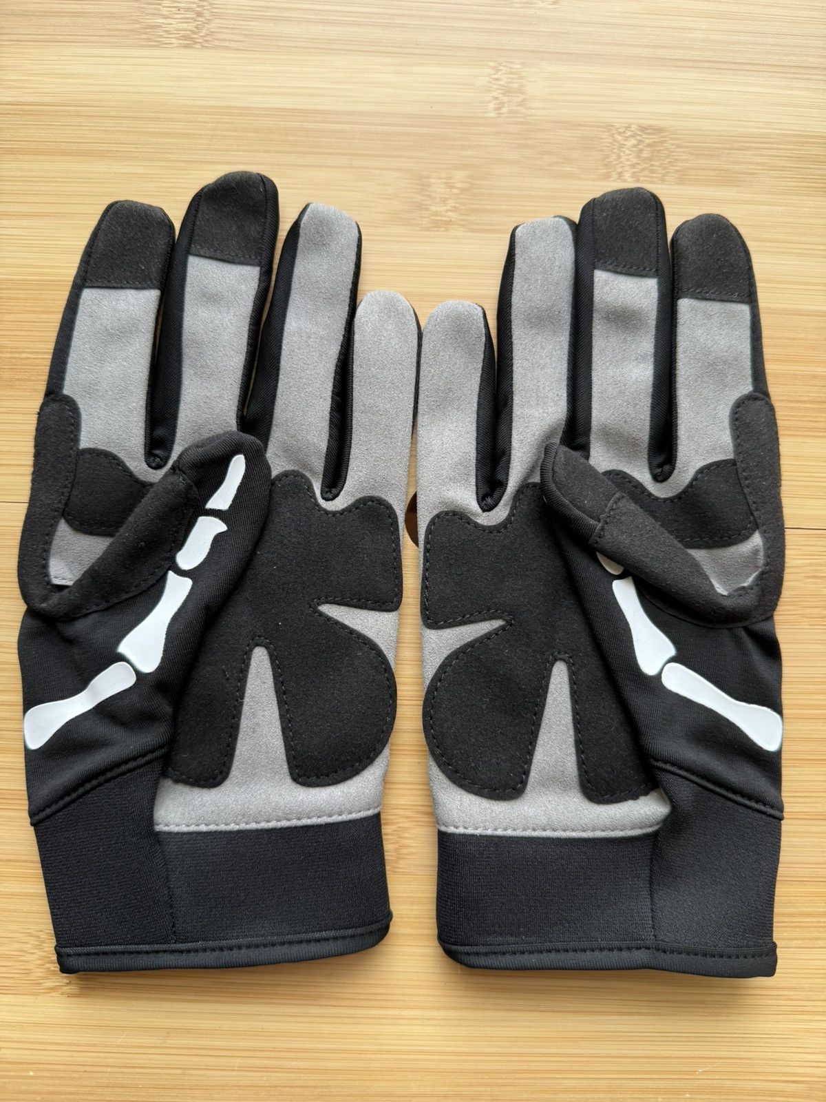 Other Anti Social Social Club “To The Bone” Gloves Size ONE SIZE - 2 Thumbnail