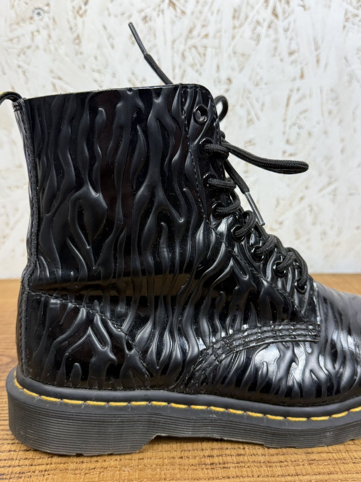 Dr. Martens Dr. Martens 1460 Pascal Embossed Zebra Ankle Boots US7 EU38 Size US 7 / IT 37 - 7 Thumbnail