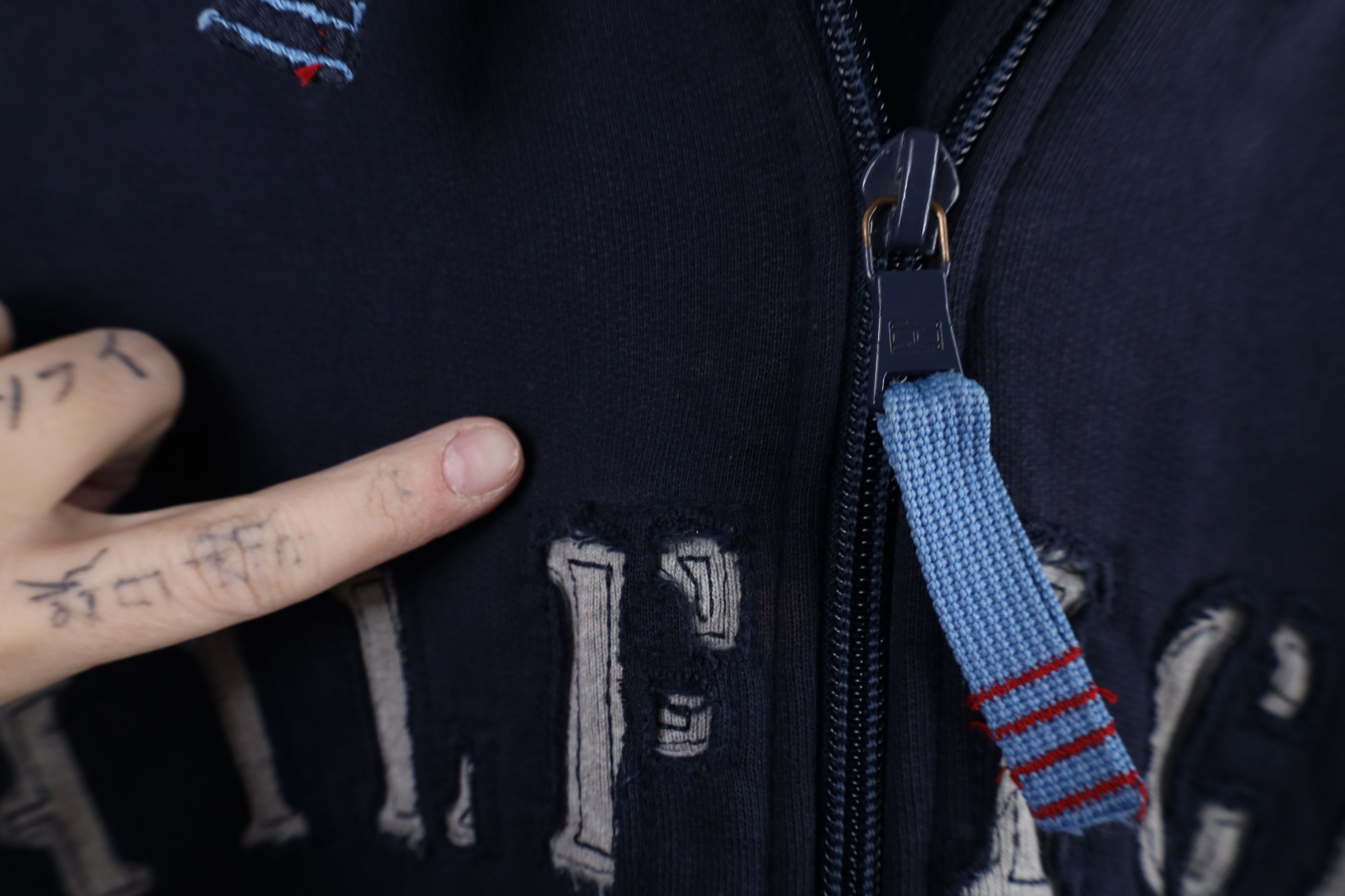 Tommy Hilfiger × Vintage Vintage Y2K Tommy Hilfiger Heavyweight Full Zip Hoodie Blue Size US XXL / EU 58 / 5 - 8 Thumbnail