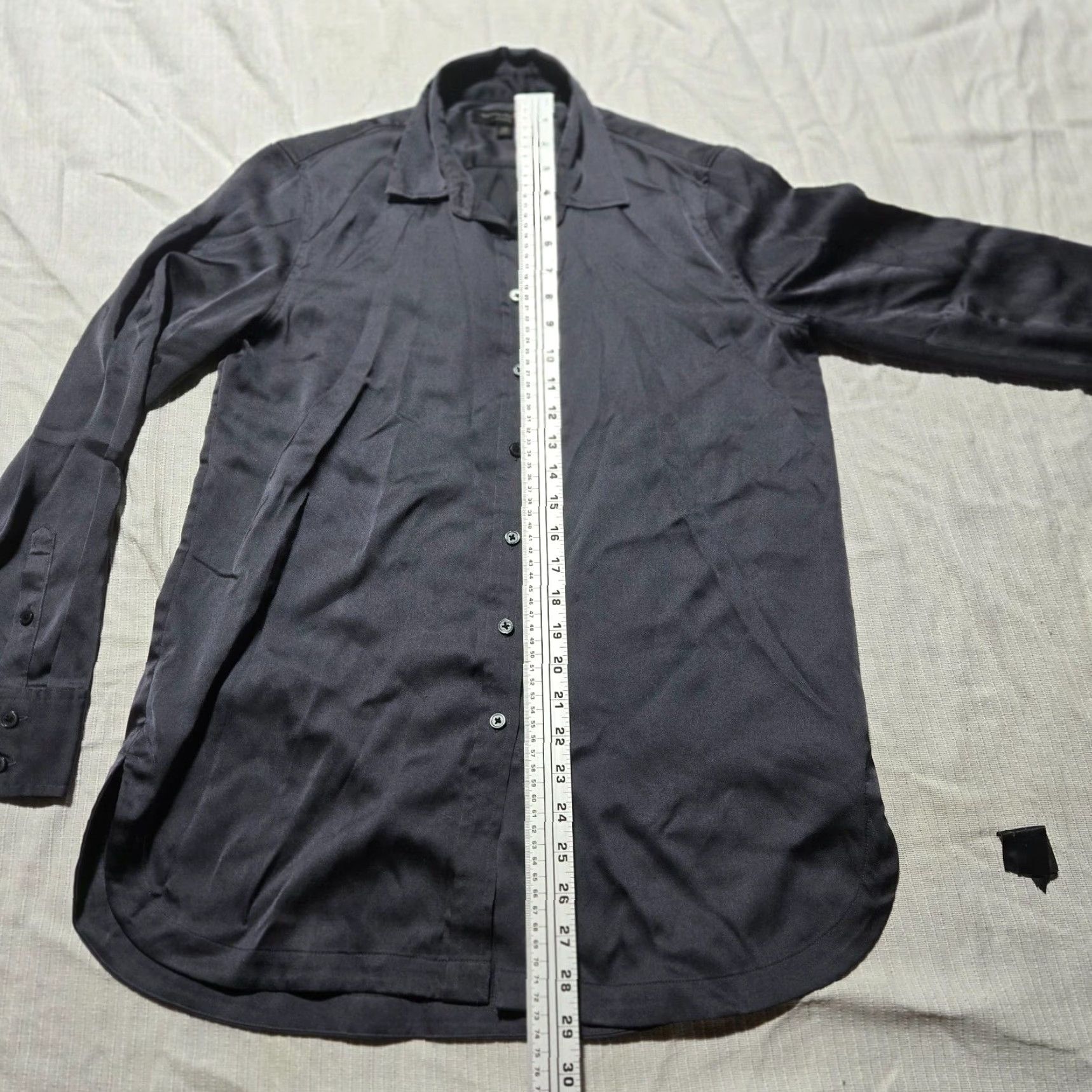 Banana Republic Banana Republic Shirt Adult XS Solid Black Lightweight Button-Up Top Womens Shirt XS Black Banana Republic Solid Lightweight Button-Up Shirt Top Women Size XS / US 0-2 / IT 36-38 - 6 Thumbnail
