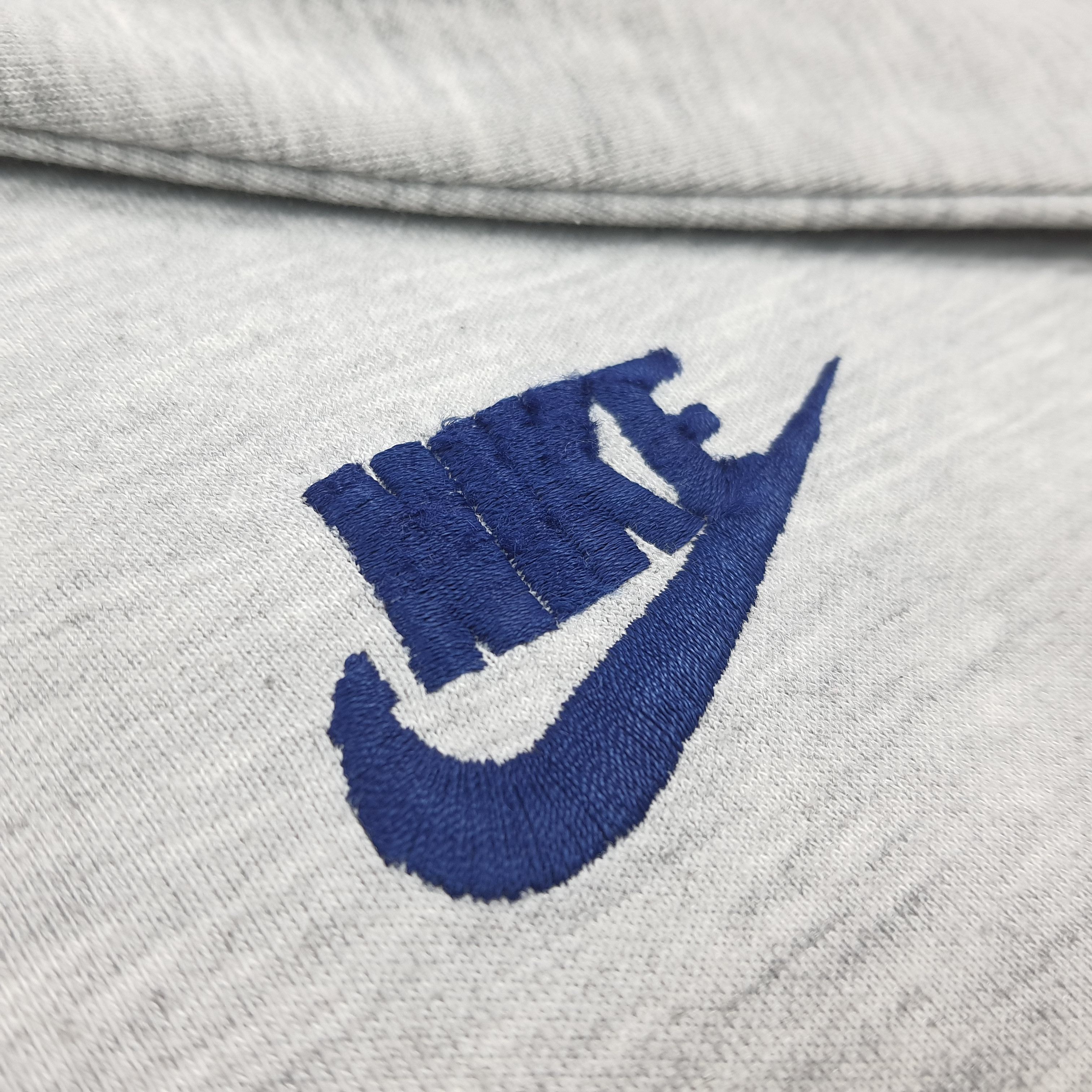 Nike Vintage 90s Nike Center Swoosh Turtleneck Sweatshirt C293N24 Size US M / EU 48-50 / 2 - 6 Thumbnail