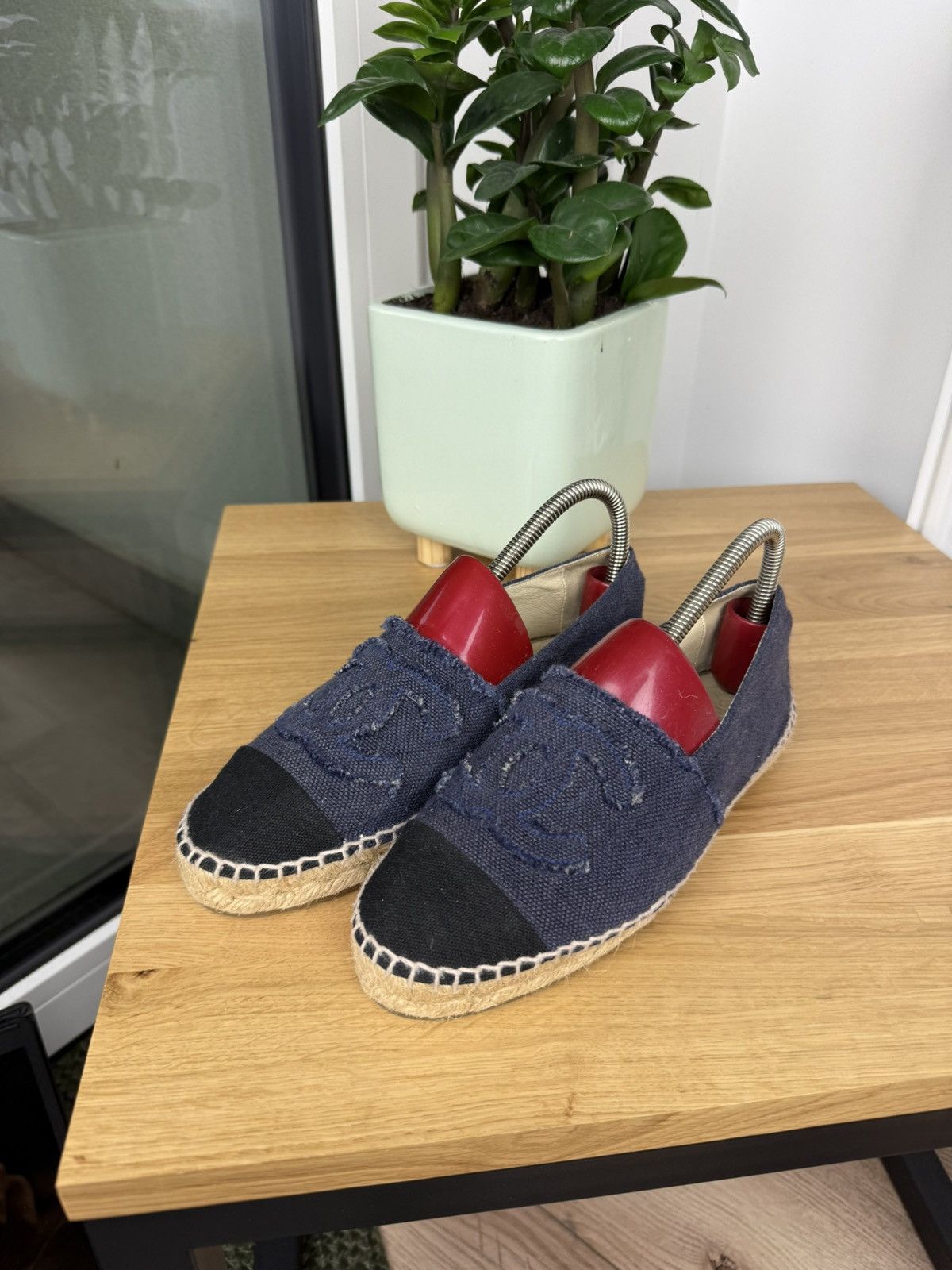 Chanel CHANEL ESPADRILLE SLIP ON SHOES Size US 7 / IT 37 - 2 Thumbnail
