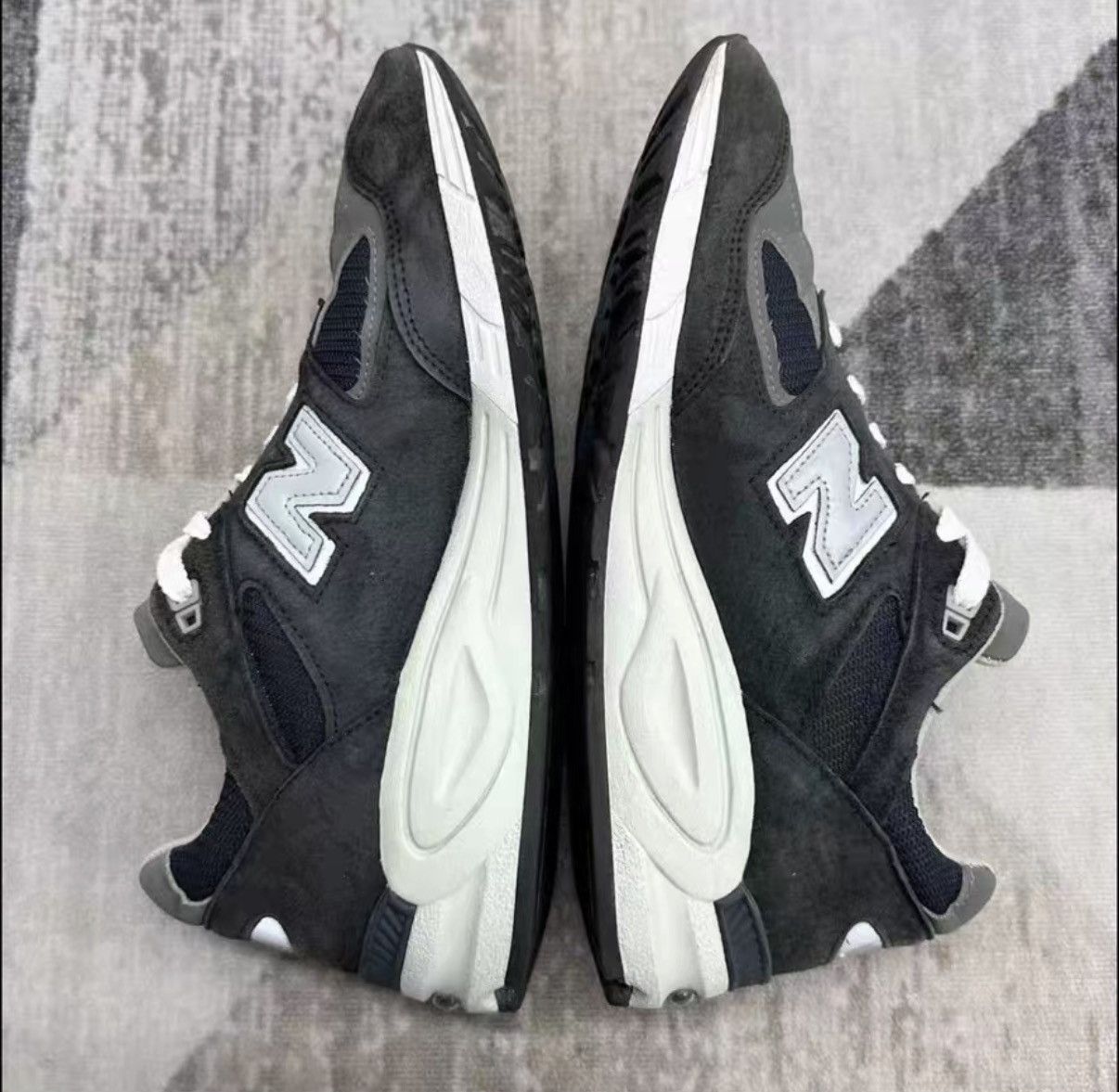 New Balance New Balance 990NV2 Blue American-Made Retro Shoes J40 Size US 9.5 / EU 42-43 - 5 Thumbnail