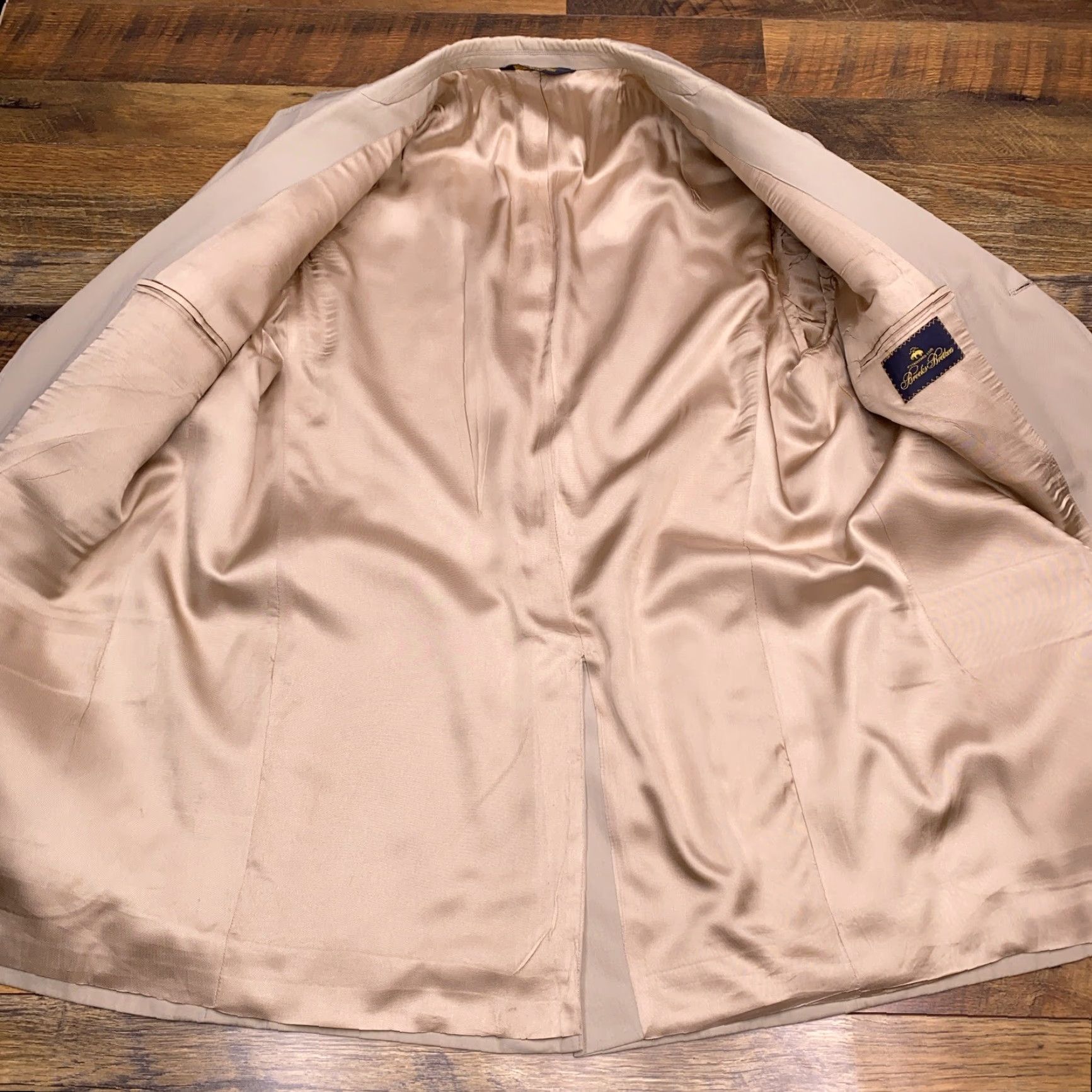 Brooks Brothers VINTAGE Brooks Brothers Blazer 46 Tan Wool Sport Coat Mens Regular Single-Breasted Notch Lapel 2-Button 3-Button Front Solid Dick? Size 46R - 3 Thumbnail