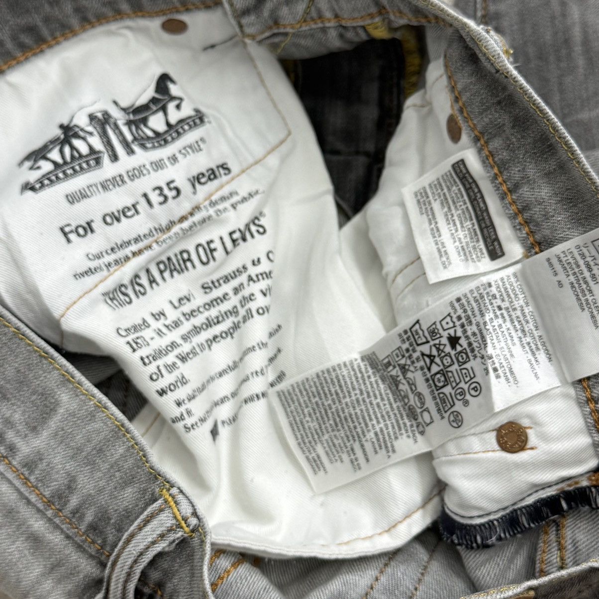 Levi's Levis 502 Minor Distressed Denim Pants Size US 29 - 14 Thumbnail