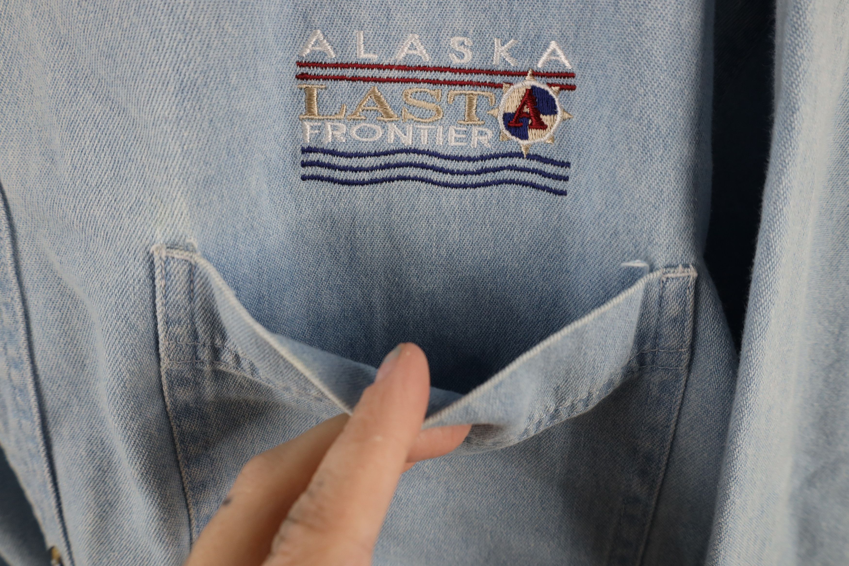 Vintage Vintage 90s Streetwear Last Frontier Denim Button Shirt Size US L / EU 52-54 / 3 - 5 Thumbnail