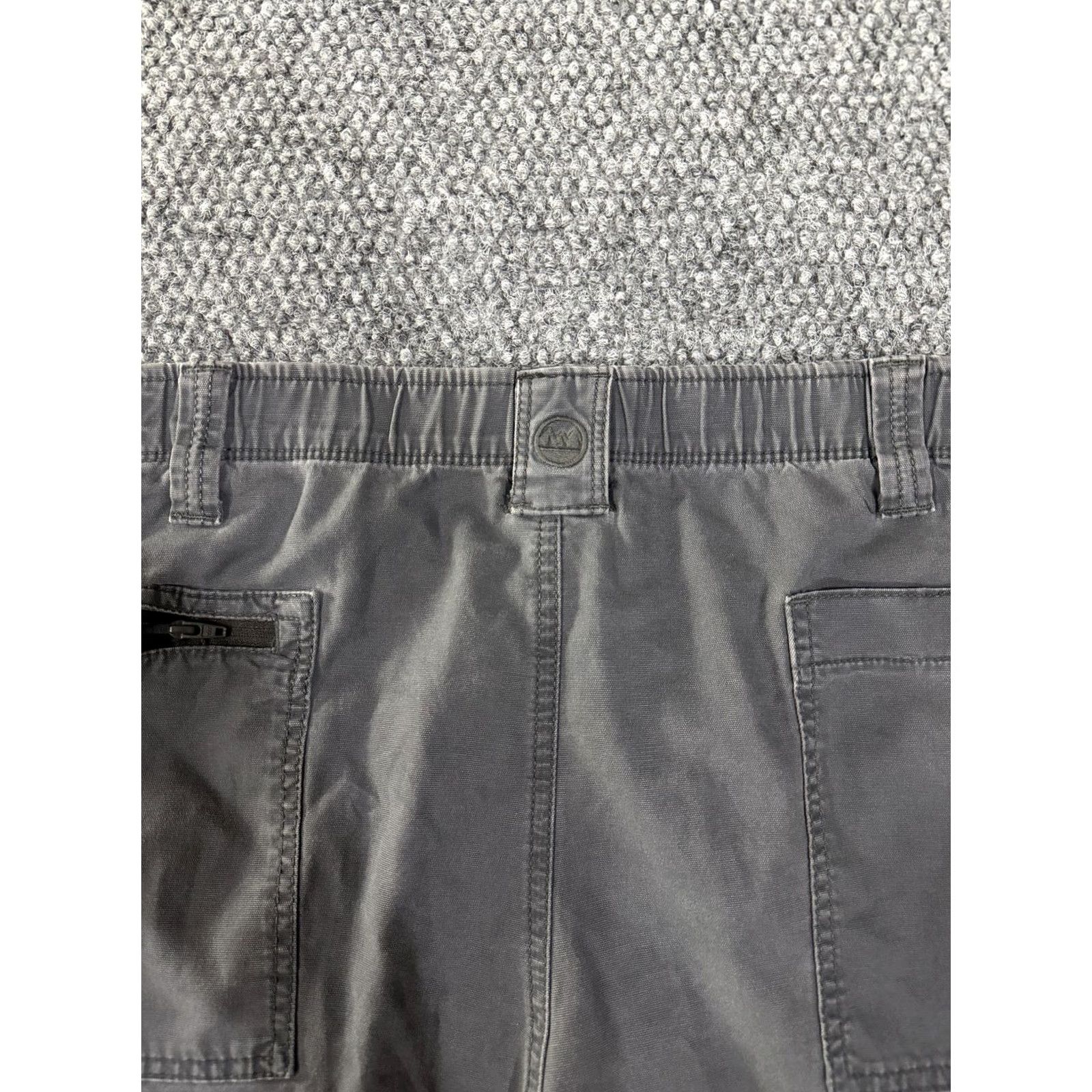 Wrangler VINTAGE Wrangler Cargo Shorts Mens 40 Gray Canvas Elastic Waist Stretch Pockets Size US 40 / EU 56 - 7 Thumbnail