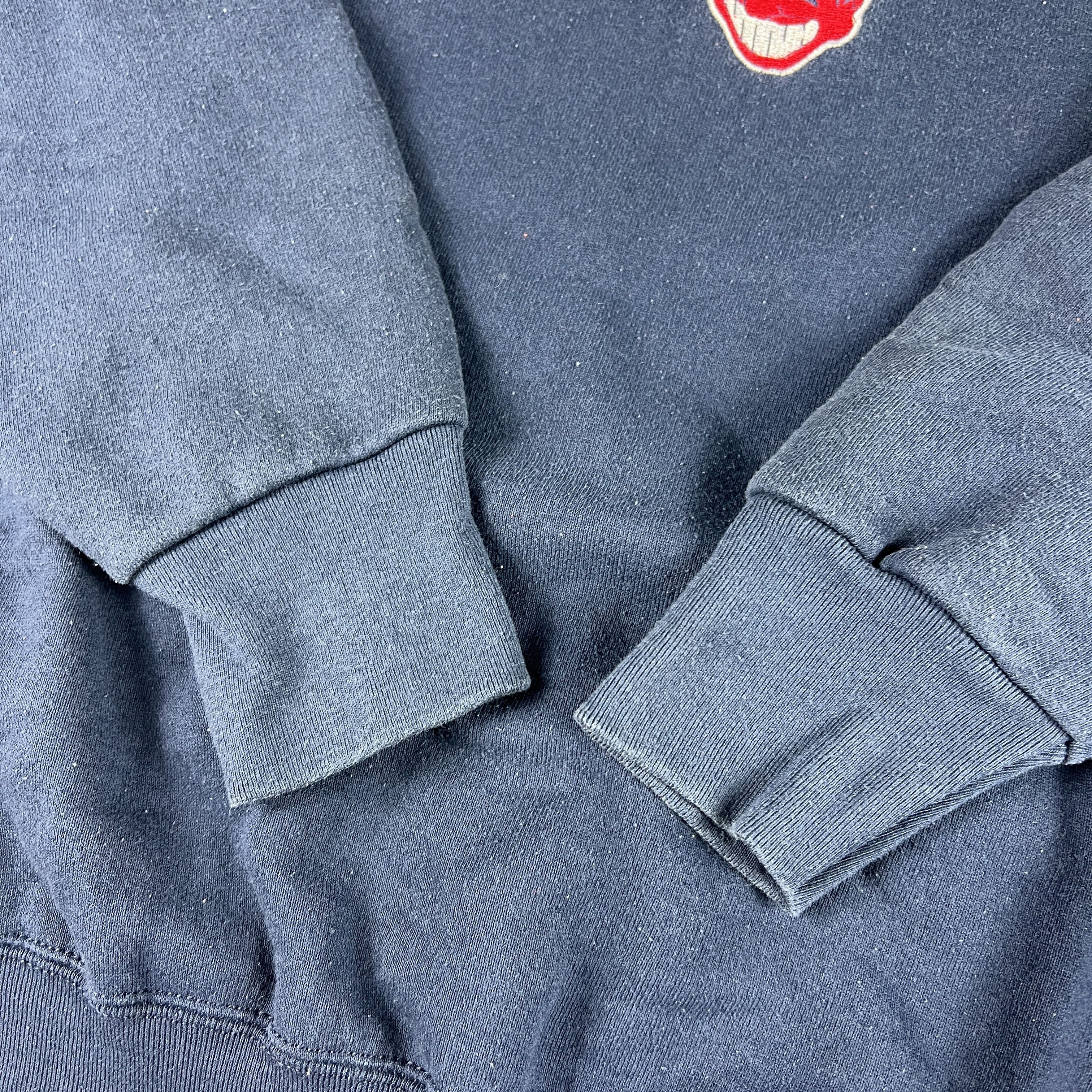 Fruit Of The Loom × MLB × Vintage VTG Cleveland Indians Sweatshirt Faded Embroidered Crewneck Size US L / EU 52-54 / 3 - 5 Thumbnail