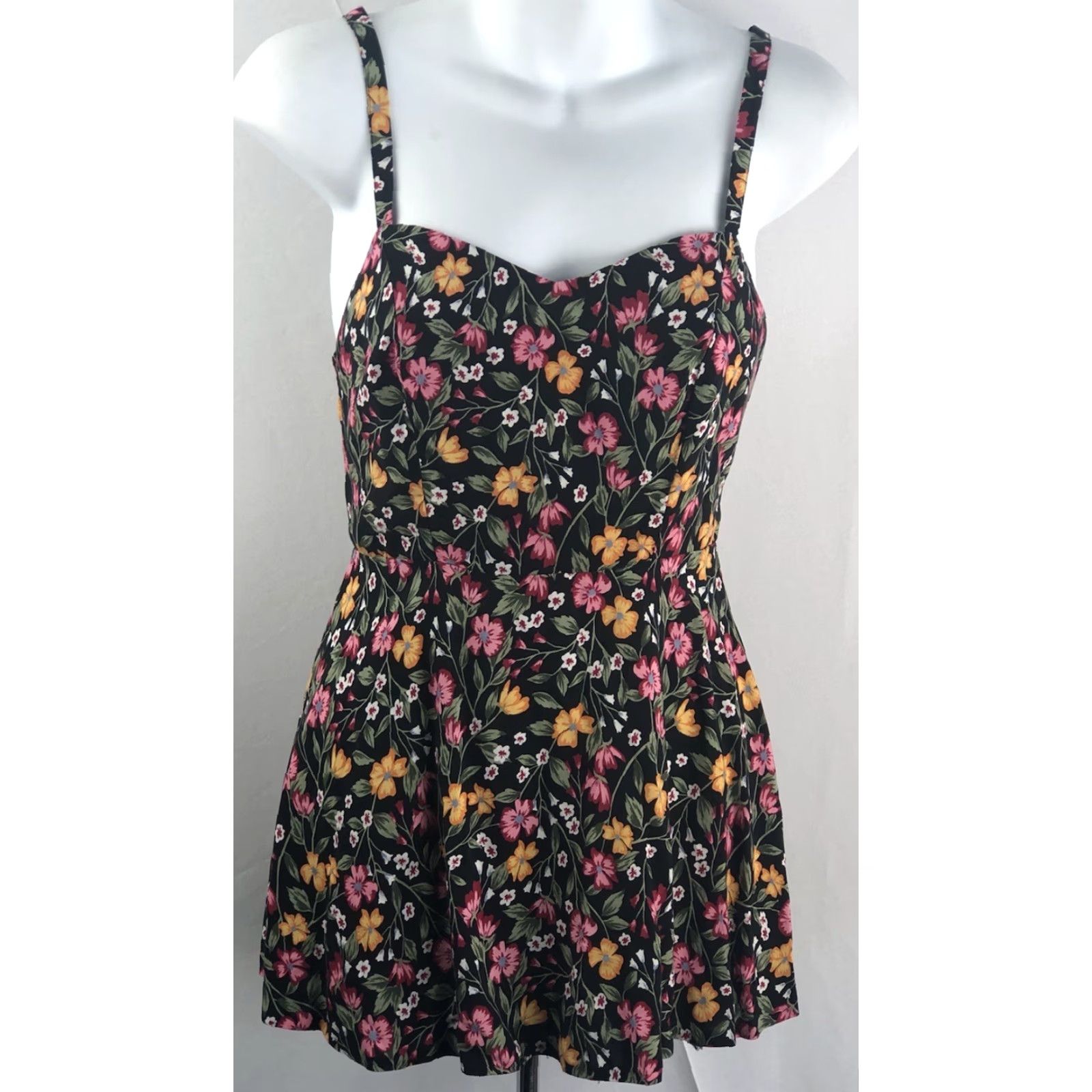 Old Navy Old Navy Camisole Tank XS Blk Floral Strappy Smocked Flowy Cottage Top Size XS / US 0-2 / IT 36-38 - 5 Thumbnail