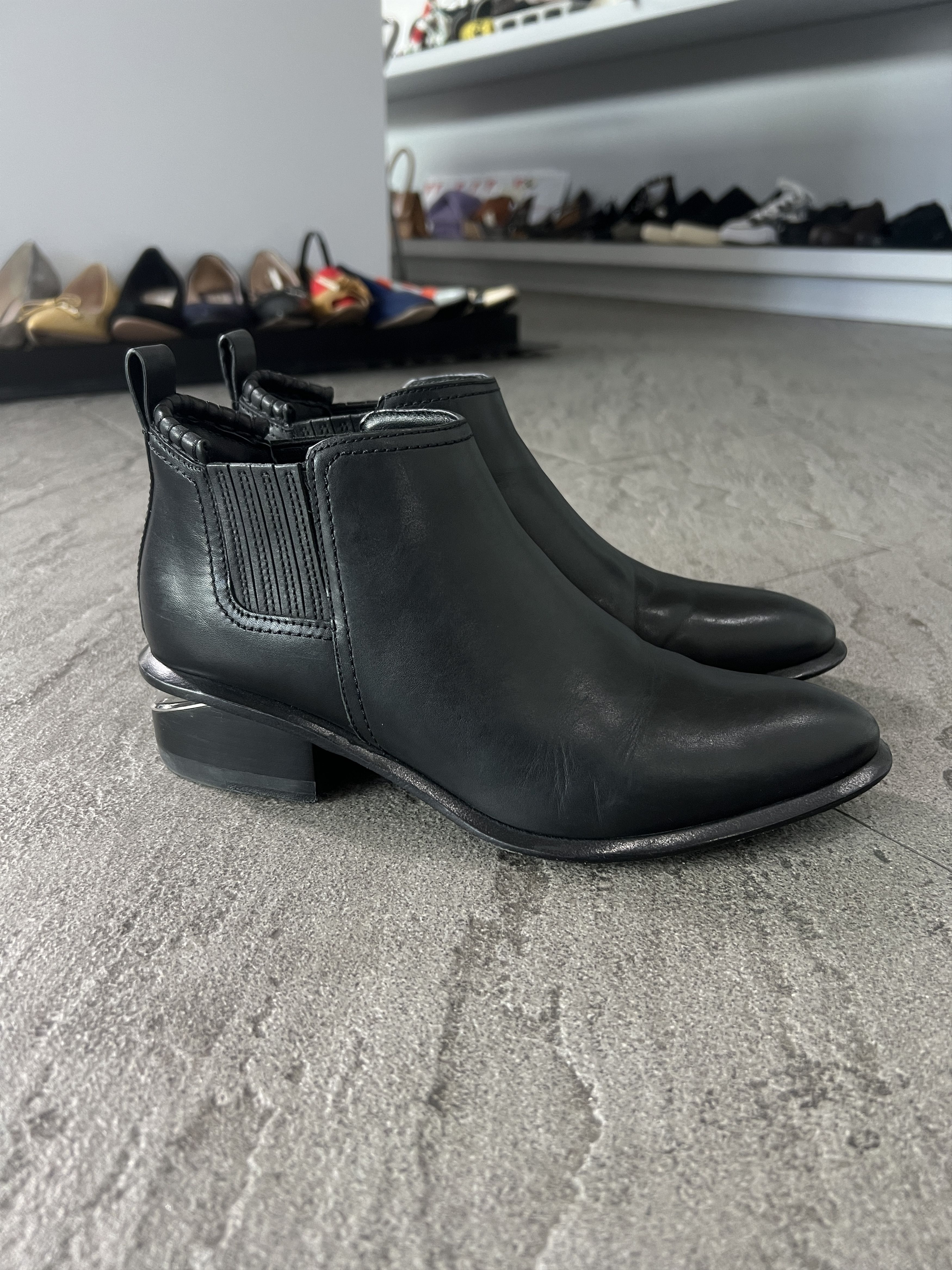 Alexander Wang Alexander Wang Black Leather Chelsea Boots EU38 Size US 8 / IT 38 - 3 Thumbnail