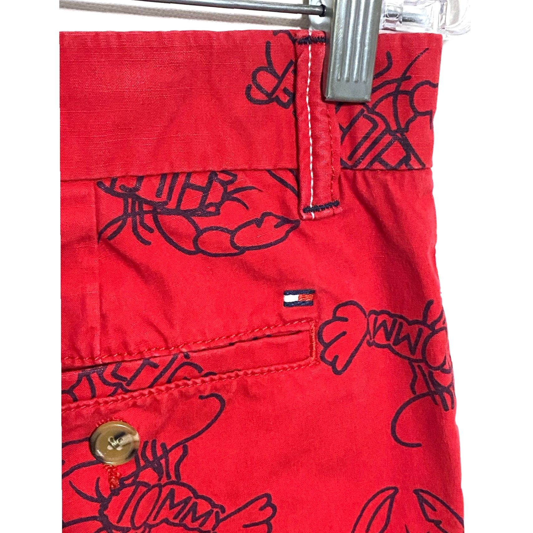 Tommy Hilfiger Tommy Hilfiger Red Lobster Print Shorts Chinos Mens 29 Nautical Summer Resort Casual Shorts Chino Mens 29 Red Lobster Print Nautical Resortmens Size US 29 - 4 Thumbnail