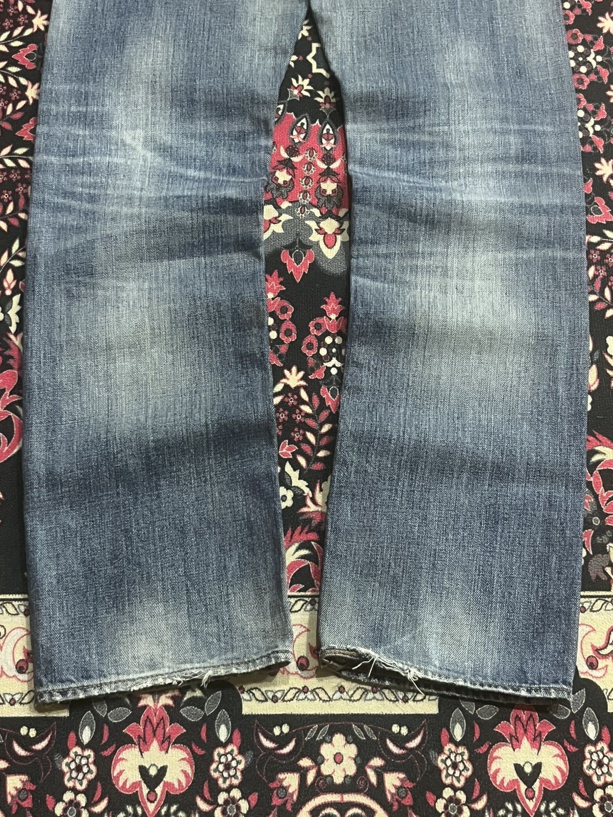 Levi's Vintage Levi’s 501 Blue Faded Washed Distress Straight Jeans Size US 31 - 13 Thumbnail