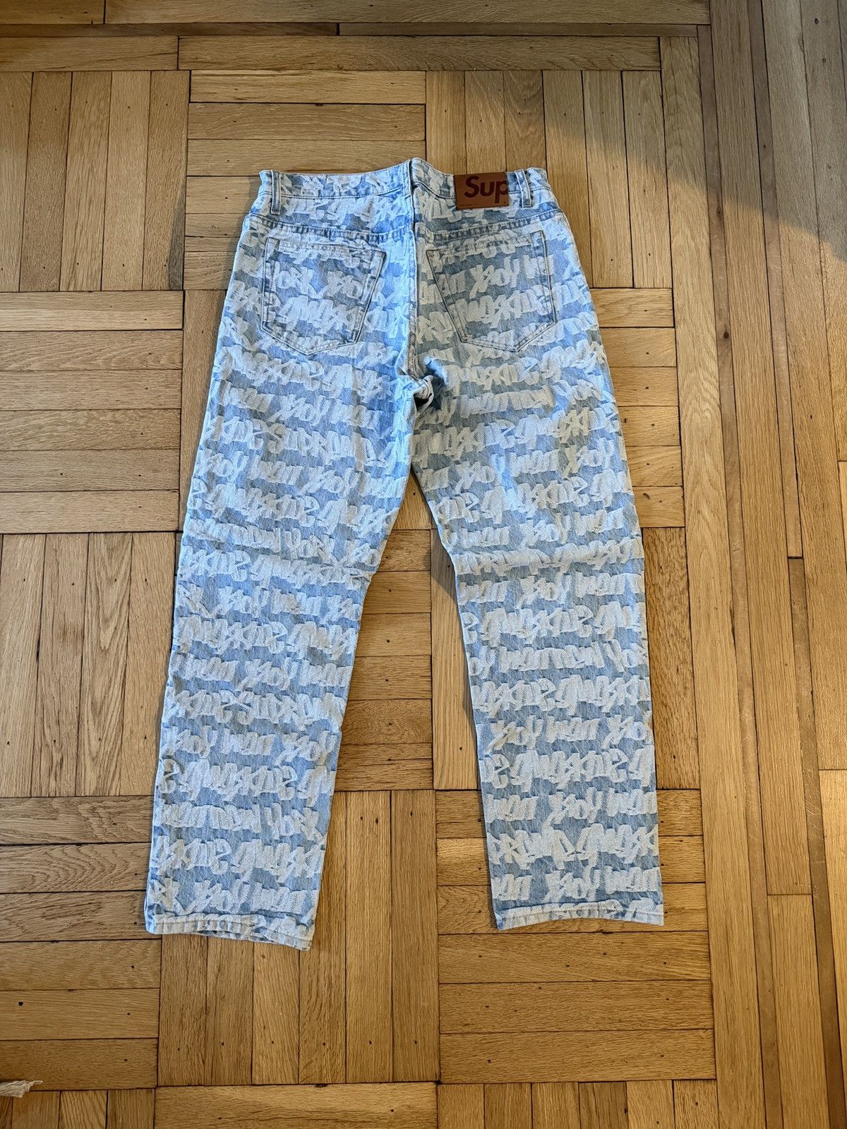 Supreme Supreme Fat Tip Jacquard Regular Denim 32 Size US 32 / EU 48 - 2 Thumbnail