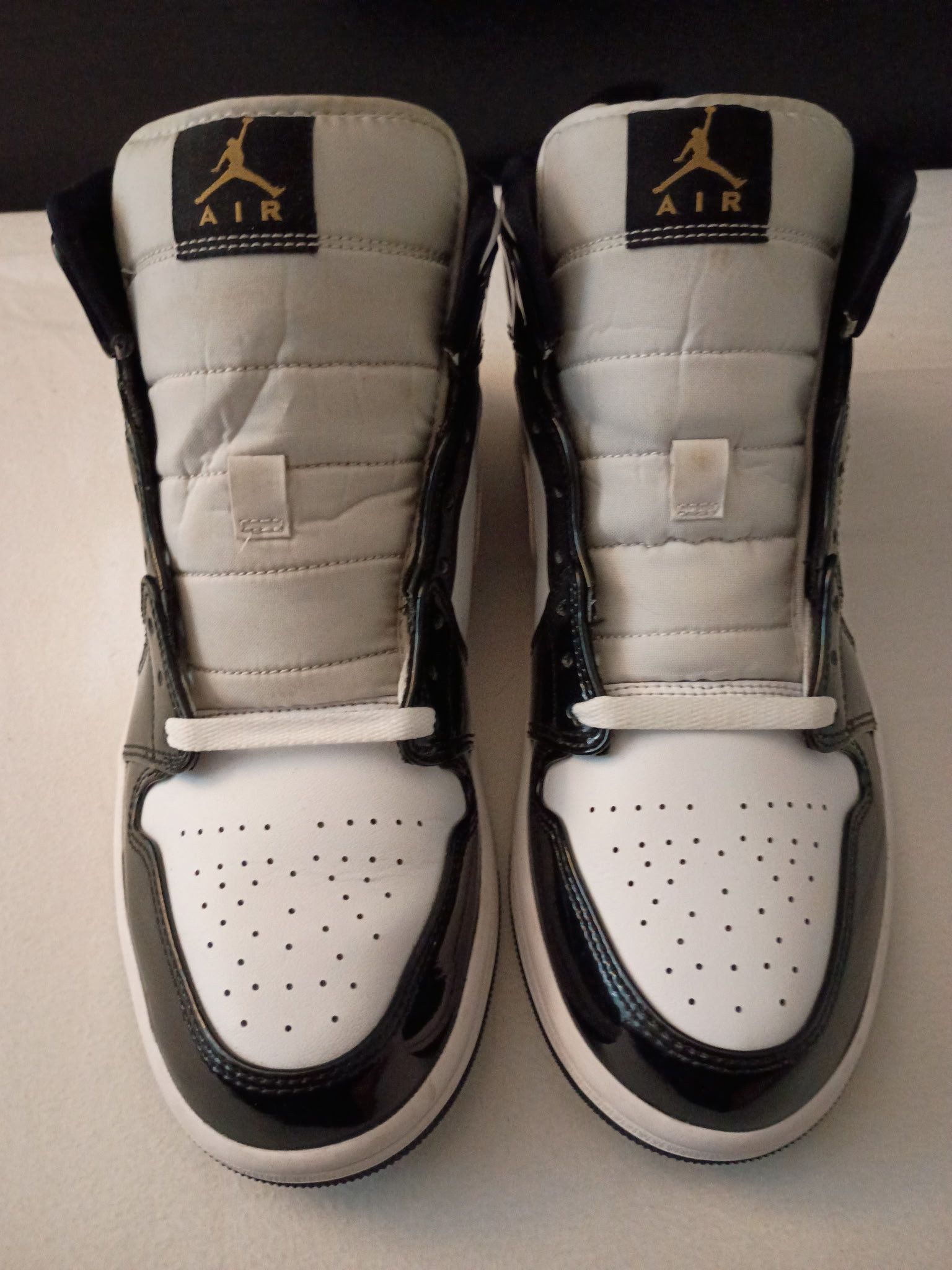 Nike jordan 1 mid se metalic gold. Size US 10.5 / EU 43-44 - 5 Thumbnail