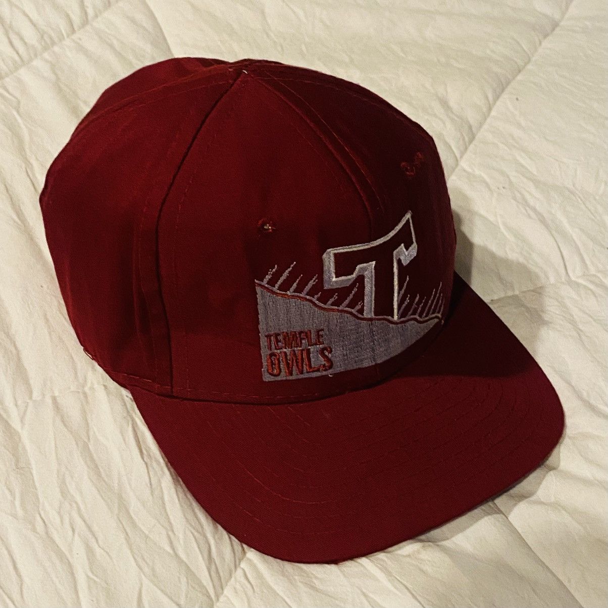 Vintage Vintage Temple University Owls Burgundy SnapBack Hat Size ONE SIZE - 1 Thumbnail