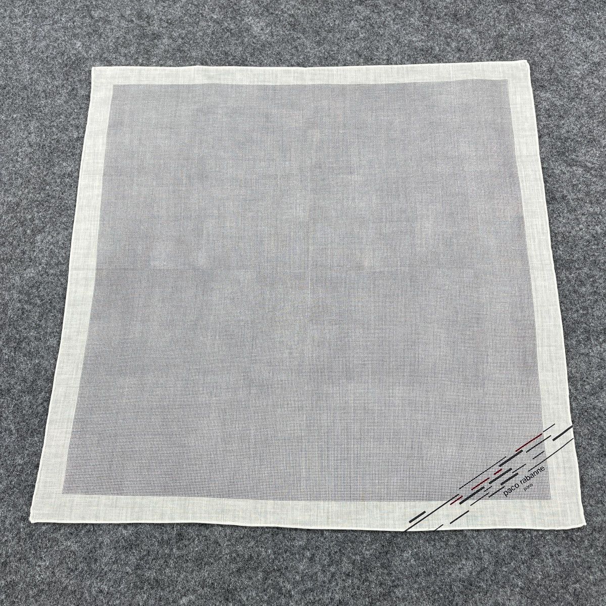 Paco Rabanne × Vintage Paco Rabanne Handkerchief / Neckerchief / Headscarf B870 Size ONE SIZE - 1 Thumbnail